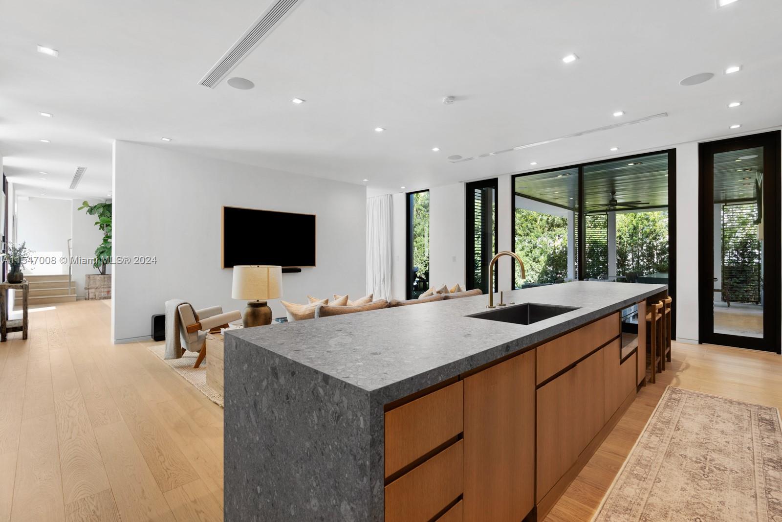 521 Santurce Ave, Coral Gables, FL, 33143 United States, 6 Bedrooms Bedrooms, ,6 BathroomsBathrooms,Residential,For Sale,Santurce Ave,A11547008