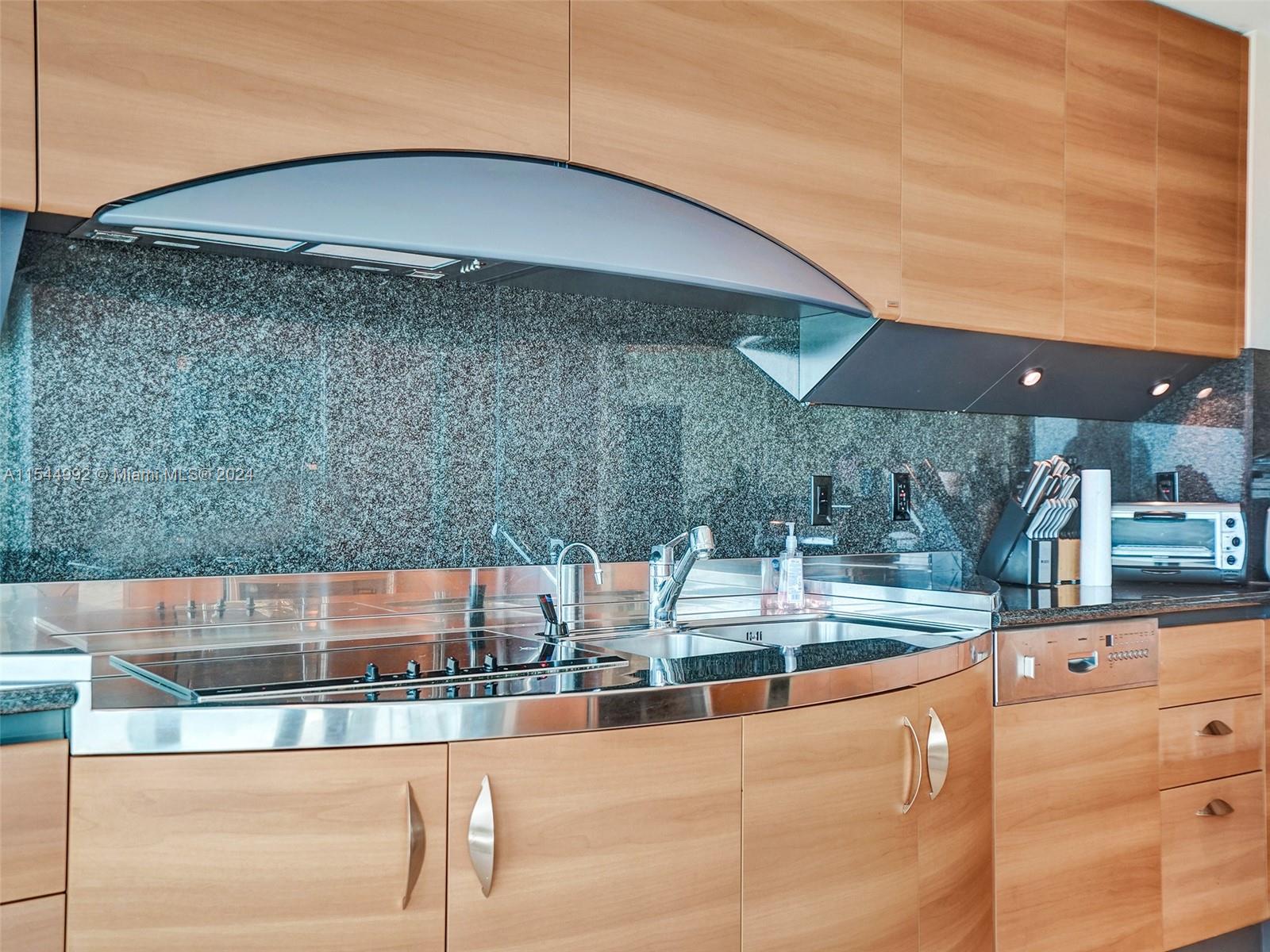 19955 NE 38th Ct 901, Aventura, Florida 33180, 2 Bedrooms Bedrooms, ,3 BathroomsBathrooms,Residential,For Sale,19955 NE 38th Ct 901,A11544992