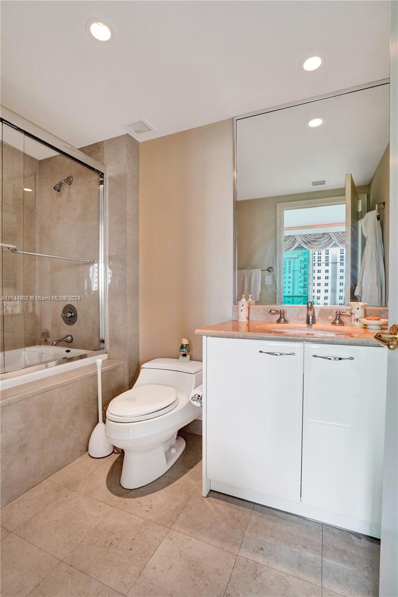 19955 38th Ct, Aventura, FL, 33180 United States, 2 Bedrooms Bedrooms, ,3 BathroomsBathrooms,Residential,For Sale,38th Ct,A11544992