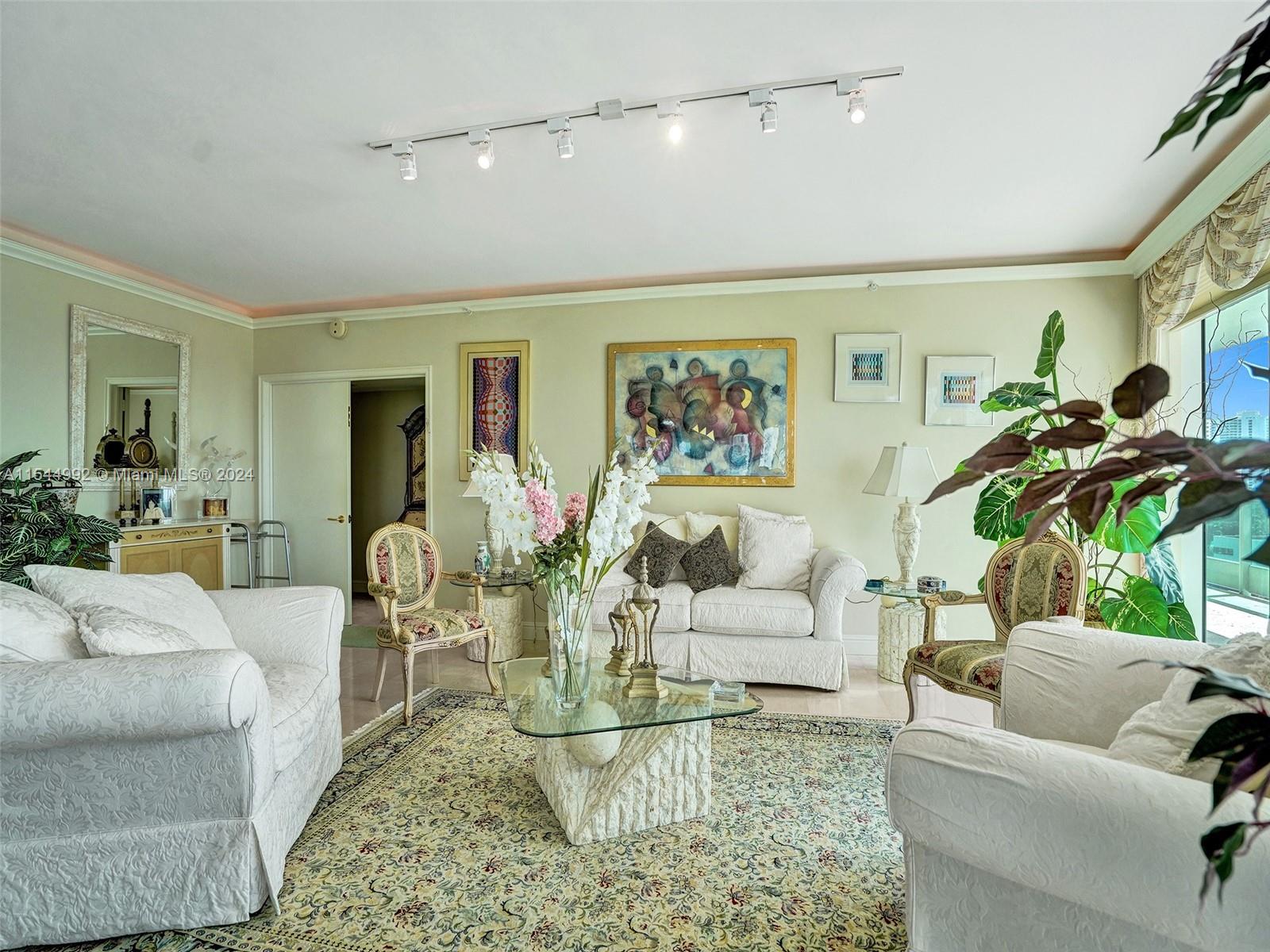 19955 38th Ct, Aventura, FL, 33180 United States, 2 Bedrooms Bedrooms, ,3 BathroomsBathrooms,Residential,For Sale,38th Ct,A11544992