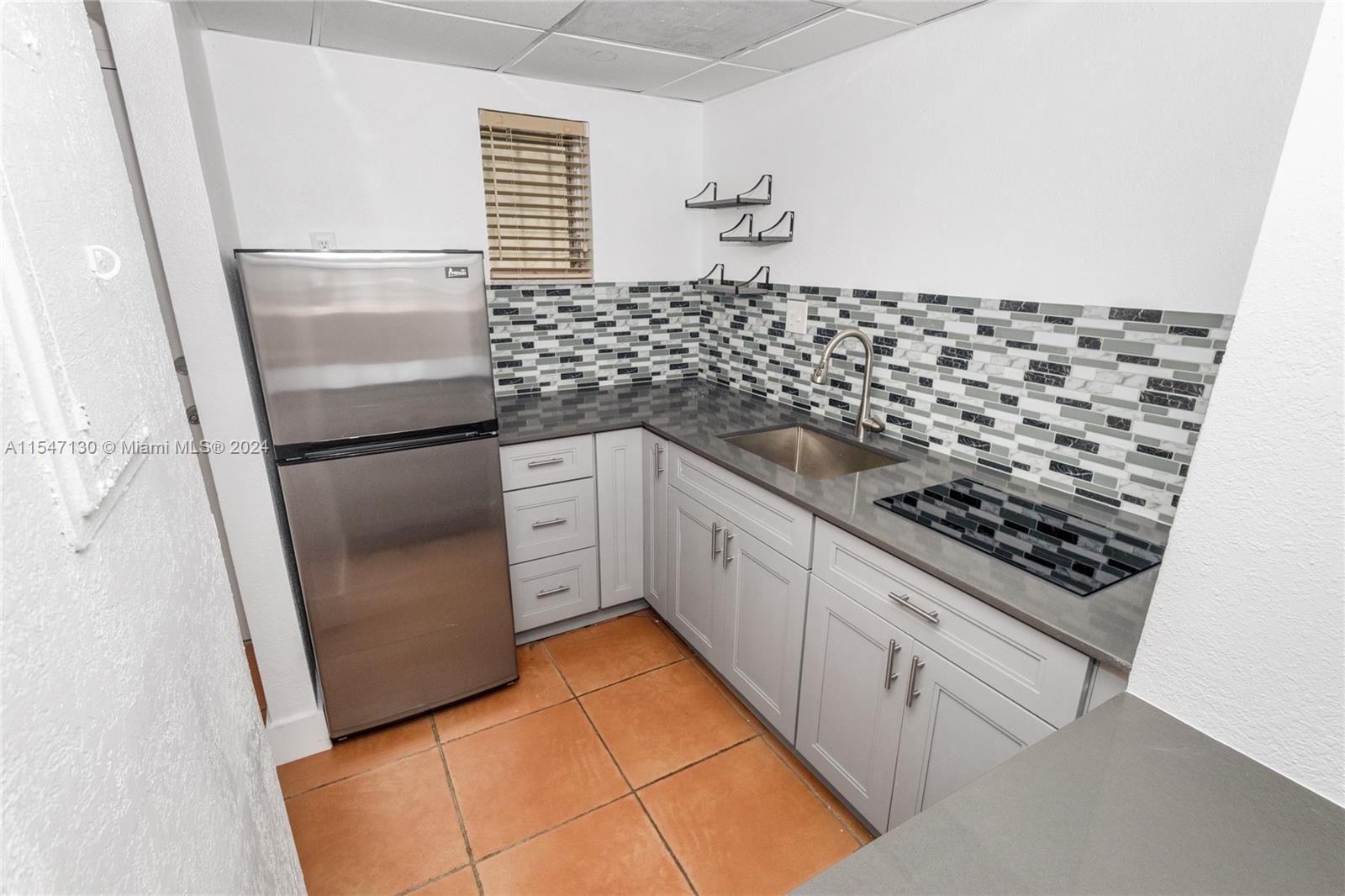 4747 Collins Ave PH04, Miami Beach, Florida 33140, ,1 BathroomBathrooms,Residentiallease,For Rent,4747 Collins Ave PH04,A11547130