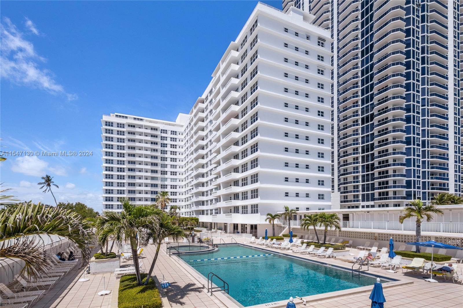 4747 Collins Ave PH04, Miami Beach, Florida 33140, ,1 BathroomBathrooms,Residentiallease,For Rent,4747 Collins Ave PH04,A11547130