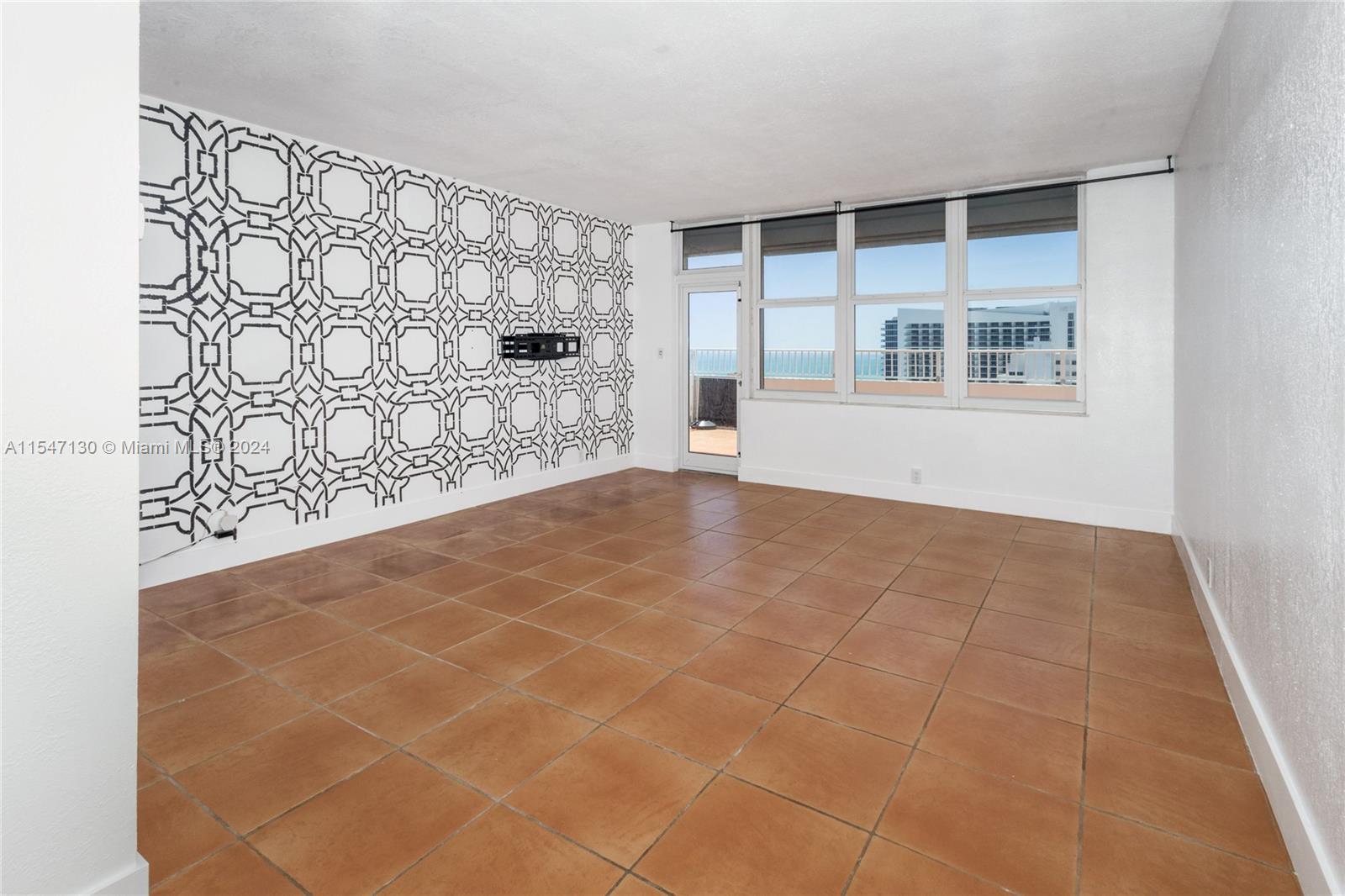 4747 Collins Ave PH04, Miami Beach, Florida 33140, ,1 BathroomBathrooms,Residentiallease,For Rent,4747 Collins Ave PH04,A11547130