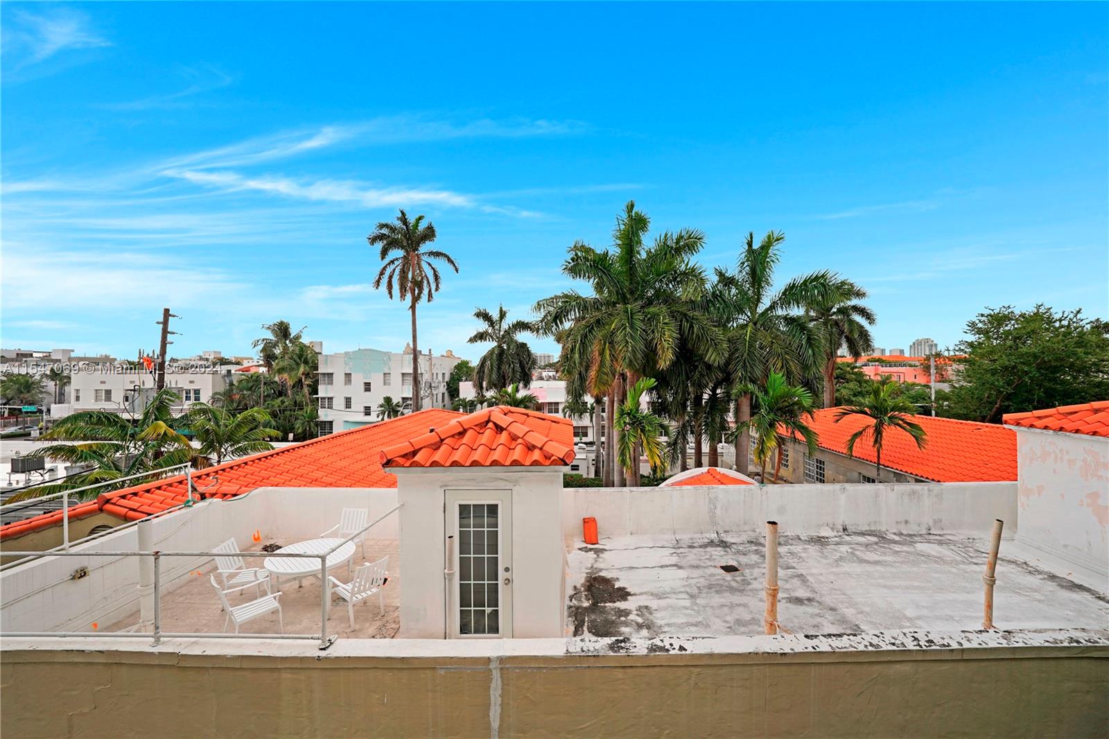 1519 Drexel Ave 403, Miami Beach, Florida 33139, 1 Bedroom Bedrooms, ,1 BathroomBathrooms,Residential,For Sale,1519 Drexel Ave 403,A11547069