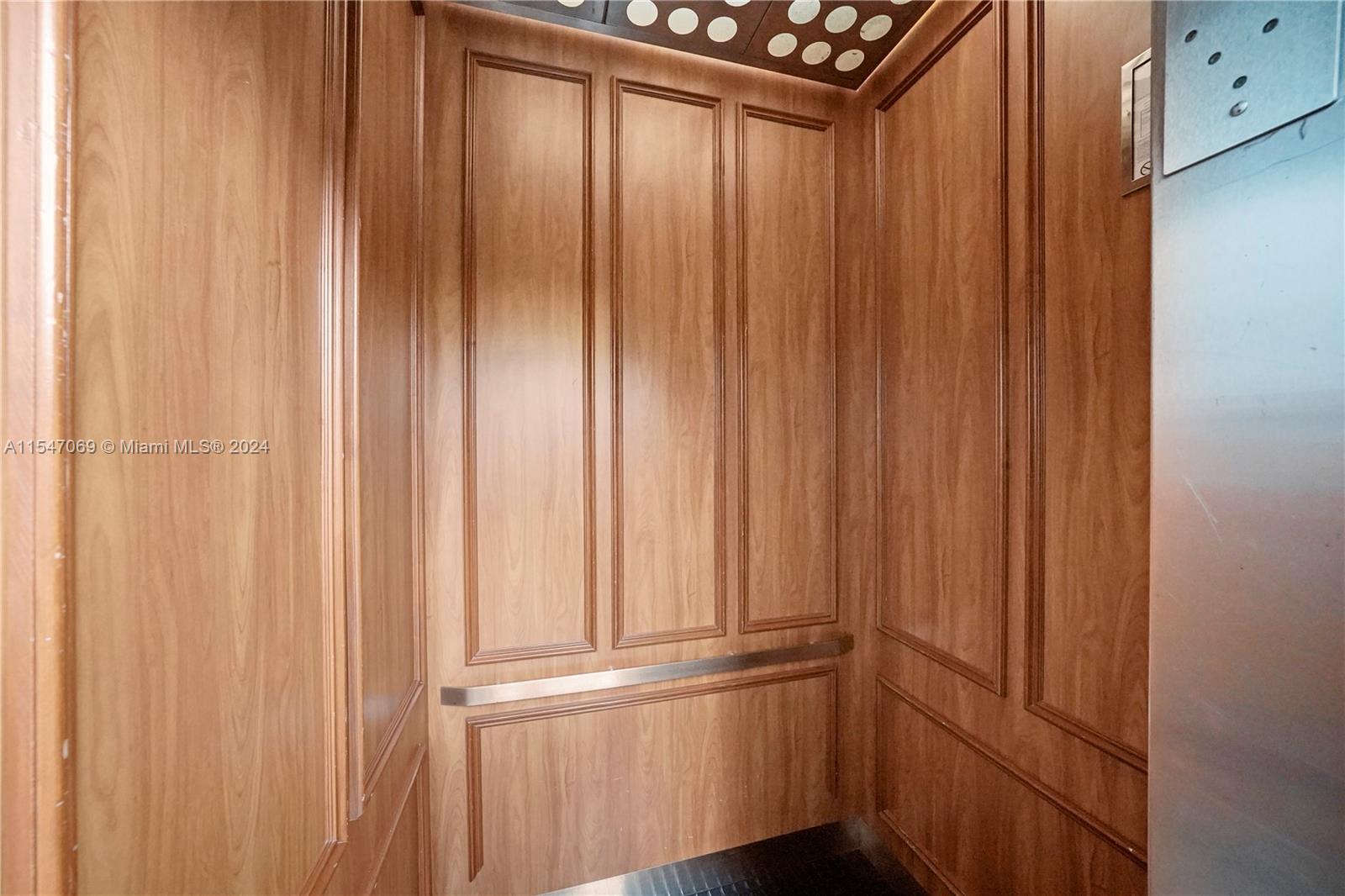 1519 Drexel Ave 403, Miami Beach, Florida 33139, 1 Bedroom Bedrooms, ,1 BathroomBathrooms,Residential,For Sale,1519 Drexel Ave 403,A11547069