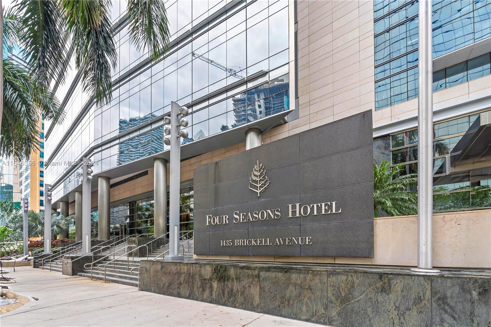 1425 Brickell Ave 44D, Miami, Florida 33131, 1 Bedroom Bedrooms, ,2 BathroomsBathrooms,Residentiallease,For Rent,1425 Brickell Ave 44D,A11546356