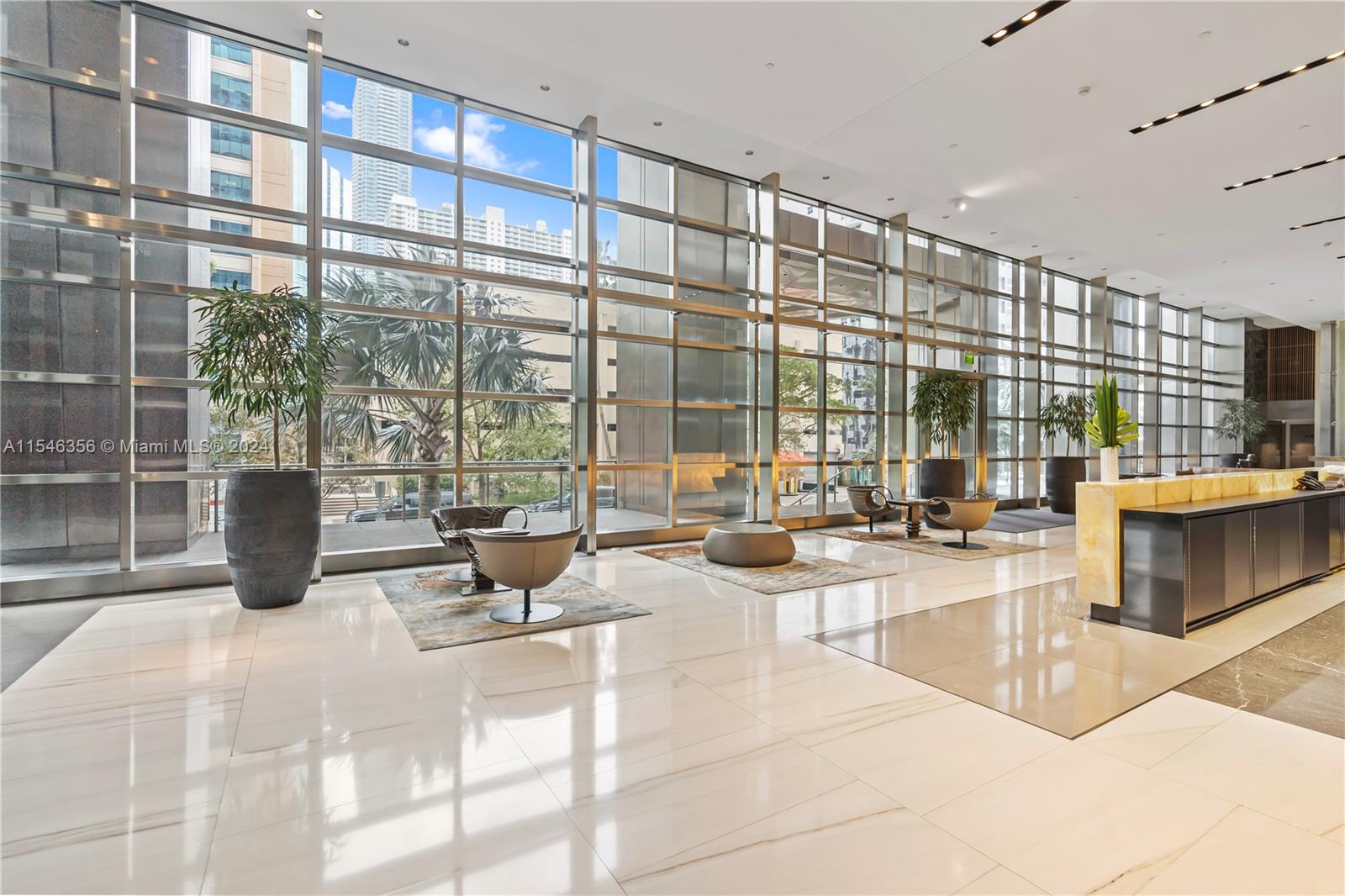 1425 Brickell Ave 44D, Miami, Florida 33131, 1 Bedroom Bedrooms, ,2 BathroomsBathrooms,Residentiallease,For Rent,1425 Brickell Ave 44D,A11546356