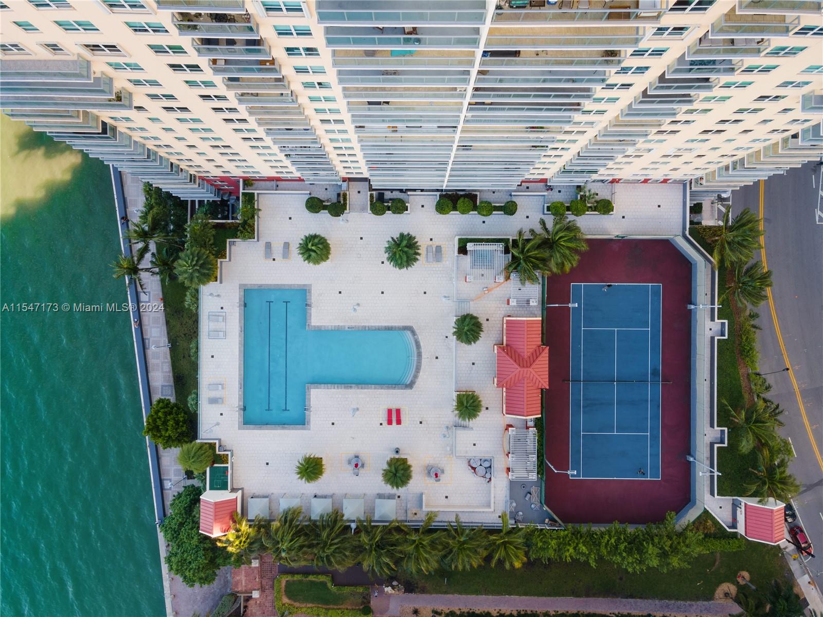 1155 Brickell Bay Dr 2204, Miami, Florida 33131, 3 Bedrooms Bedrooms, ,2 BathroomsBathrooms,Residentiallease,For Rent,1155 Brickell Bay Dr 2204,A11547173