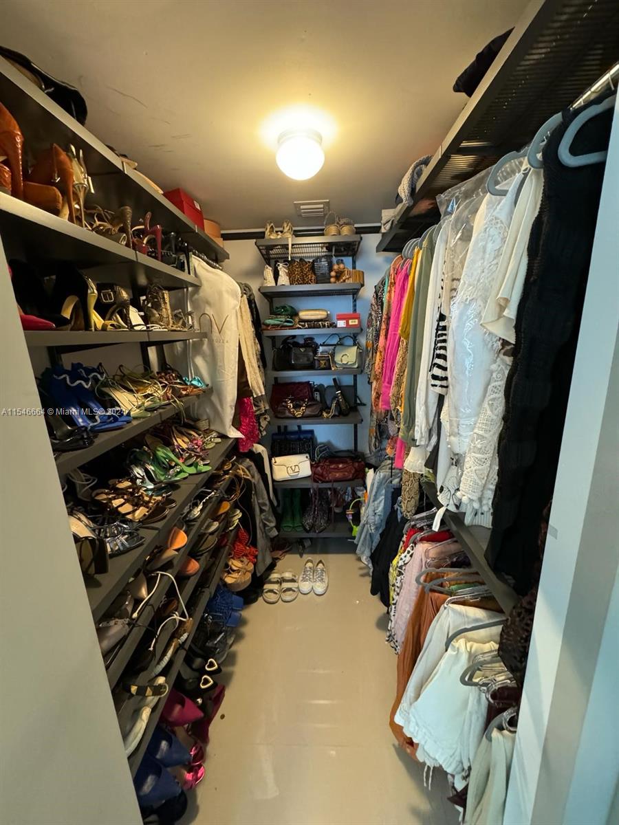 488 NE 18th St 1901, Miami, Florida 33132, 2 Bedrooms Bedrooms, ,2 BathroomsBathrooms,Residentiallease,For Rent,488 NE 18th St 1901,A11546664