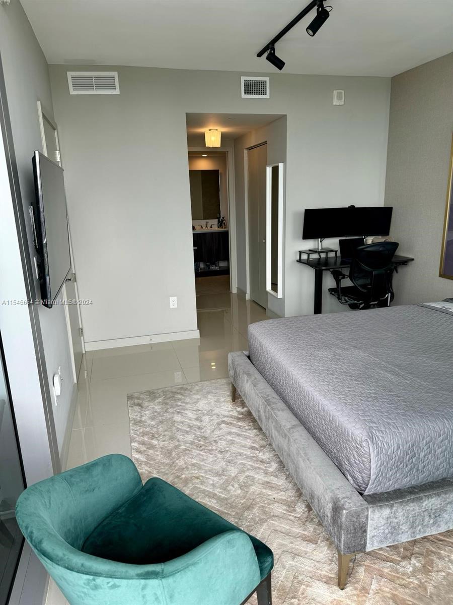 488 NE 18th St 1901, Miami, Florida 33132, 2 Bedrooms Bedrooms, ,2 BathroomsBathrooms,Residentiallease,For Rent,488 NE 18th St 1901,A11546664