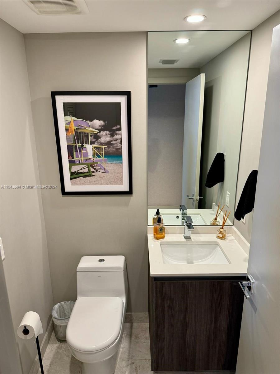 488 NE 18th St 1901, Miami, Florida 33132, 2 Bedrooms Bedrooms, ,2 BathroomsBathrooms,Residentiallease,For Rent,488 NE 18th St 1901,A11546664