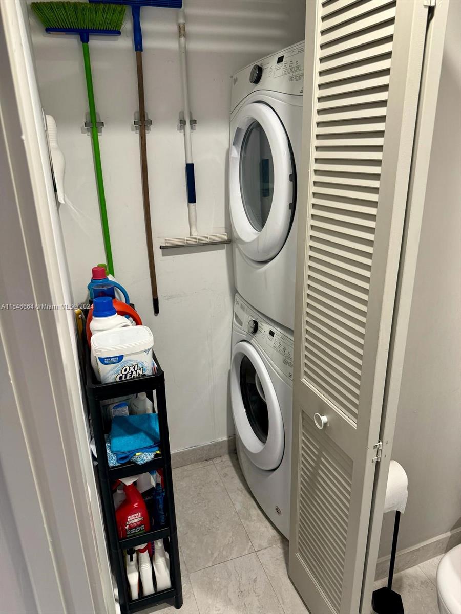 488 NE 18th St 1901, Miami, Florida 33132, 2 Bedrooms Bedrooms, ,2 BathroomsBathrooms,Residentiallease,For Rent,488 NE 18th St 1901,A11546664