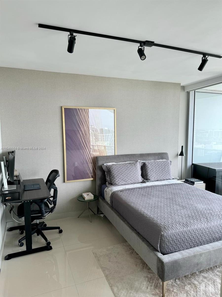 488 NE 18th St 1901, Miami, Florida 33132, 2 Bedrooms Bedrooms, ,2 BathroomsBathrooms,Residentiallease,For Rent,488 NE 18th St 1901,A11546664