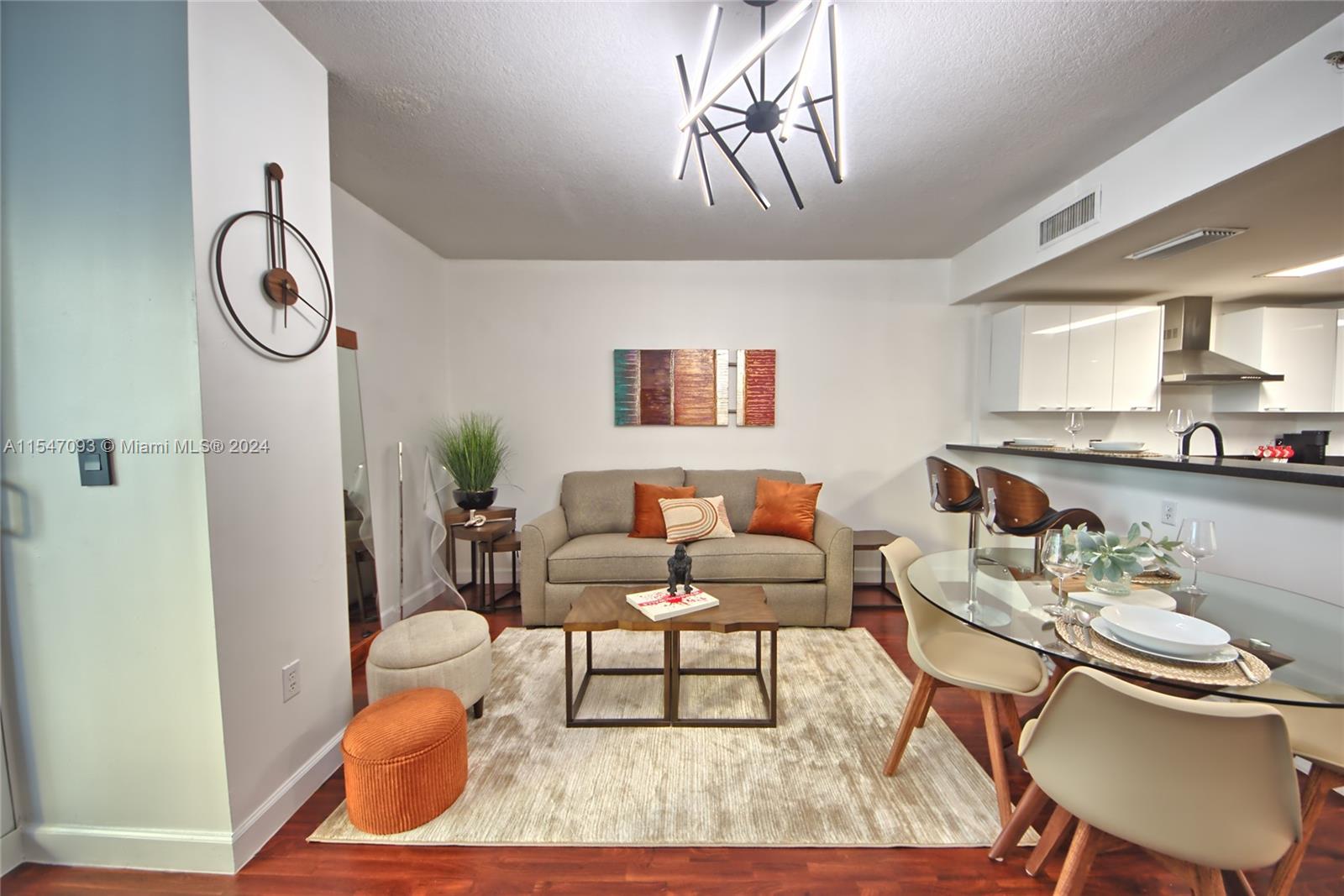 170 SE 14th St 2303, Miami, Florida 33131, 1 Bedroom Bedrooms, ,1 BathroomBathrooms,Residentiallease,For Rent,170 SE 14th St 2303,A11547093