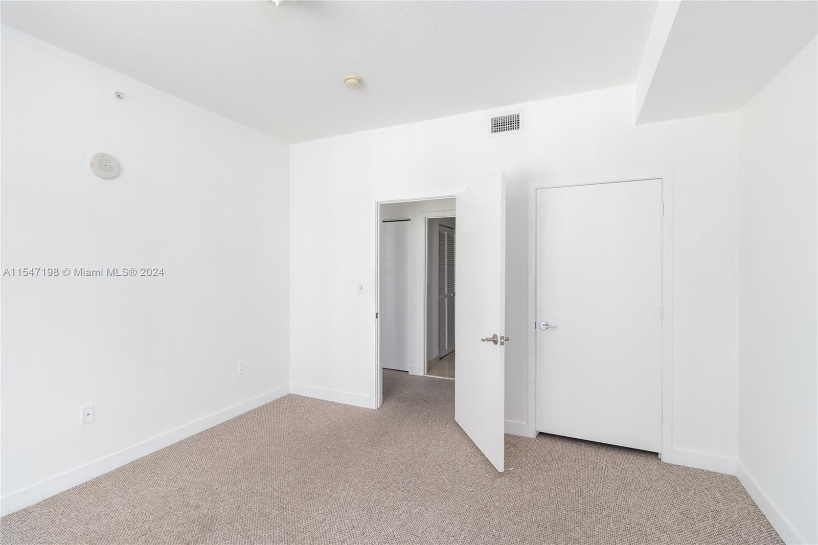 1111 SW 1st Ave 2423-N, Miami, Florida 33130, 2 Bedrooms Bedrooms, ,2 BathroomsBathrooms,Residentiallease,For Rent,1111 SW 1st Ave 2423-N,A11547198