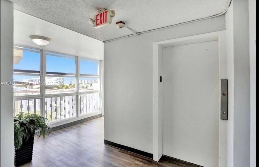 1990 Marseille Dr 507, Miami Beach, Florida 33141, 1 Bedroom Bedrooms, ,1 BathroomBathrooms,Residentiallease,For Rent,1990 Marseille Dr 507,A11547222