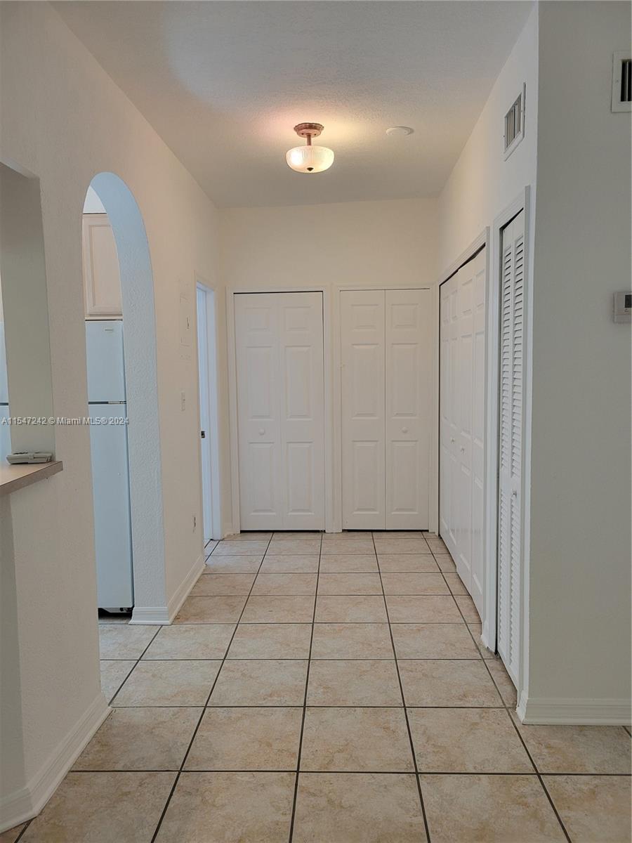 359 Meridian Ave A103, Miami Beach, Florida 33139, ,1 BathroomBathrooms,Residentiallease,For Rent,359 Meridian Ave A103,A11547242