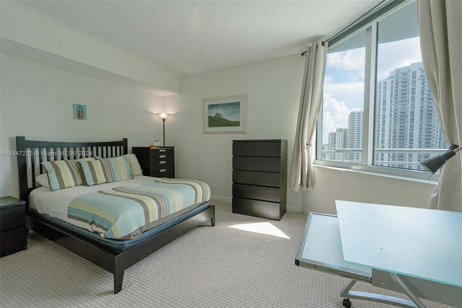 325 S Biscayne Blvd 2119, Miami, Florida 33131, 2 Bedrooms Bedrooms, ,2 BathroomsBathrooms,Residentiallease,For Rent,325 S Biscayne Blvd 2119,A11547235