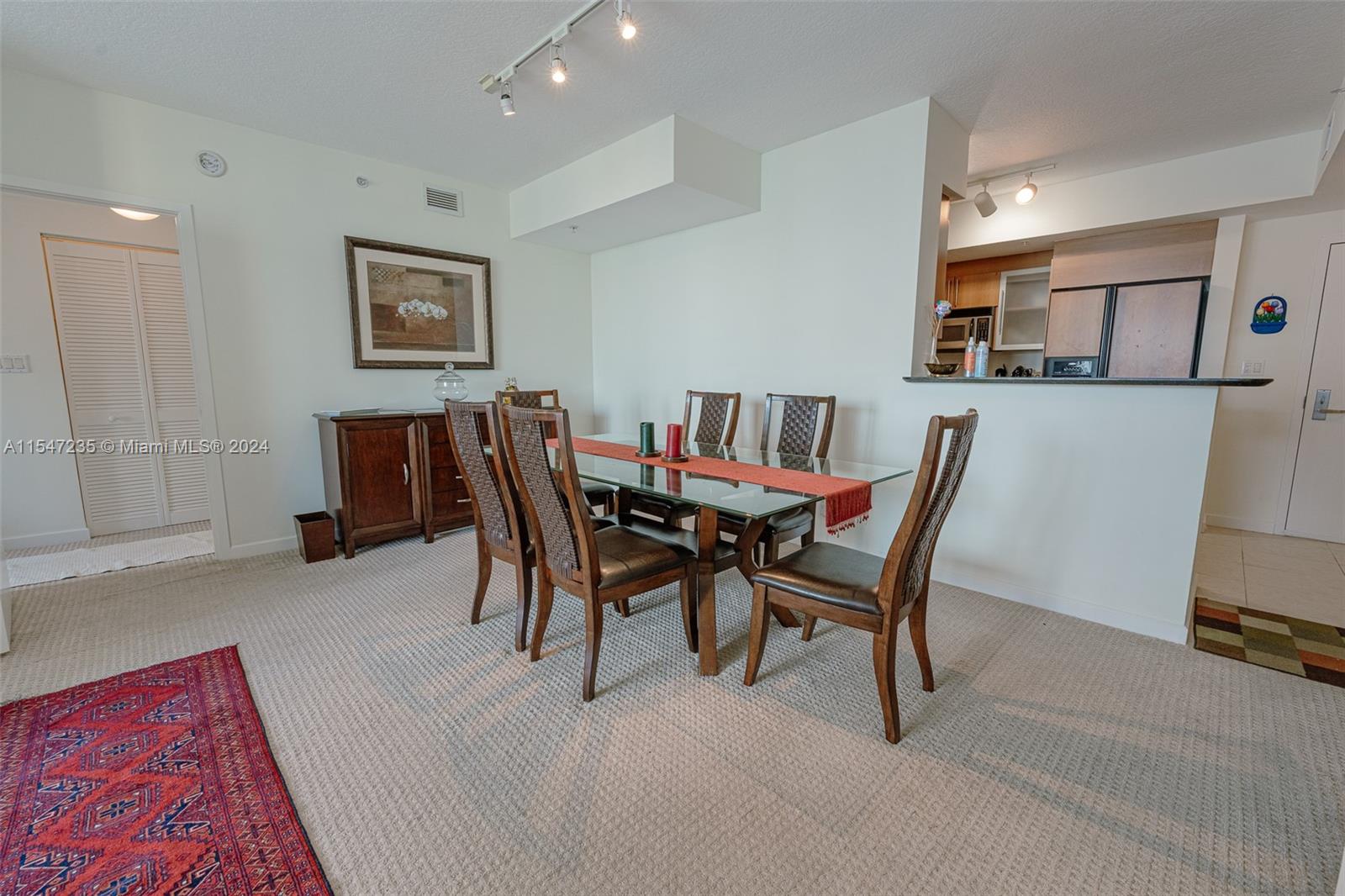 325 S Biscayne Blvd 2119, Miami, Florida 33131, 2 Bedrooms Bedrooms, ,2 BathroomsBathrooms,Residentiallease,For Rent,325 S Biscayne Blvd 2119,A11547235
