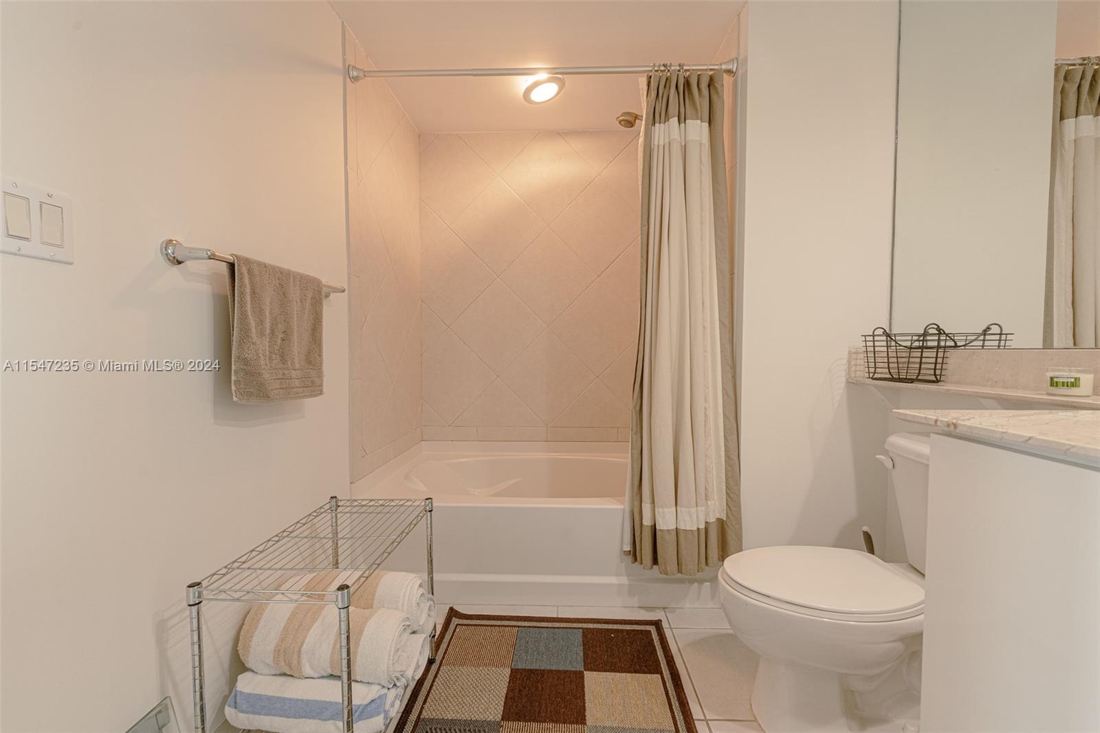325 S Biscayne Blvd 2119, Miami, Florida 33131, 2 Bedrooms Bedrooms, ,2 BathroomsBathrooms,Residentiallease,For Rent,325 S Biscayne Blvd 2119,A11547235