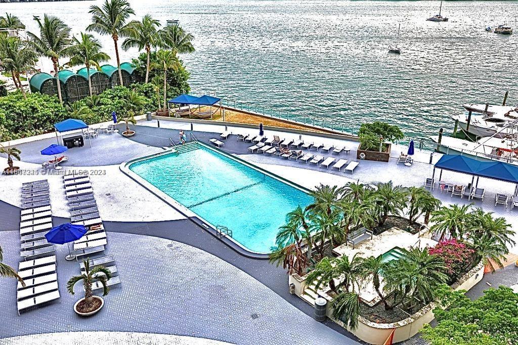 1200 West Ave 827, Miami Beach, Florida 33139, ,1 BathroomBathrooms,Residentiallease,For Rent,1200 West Ave 827,A11547245