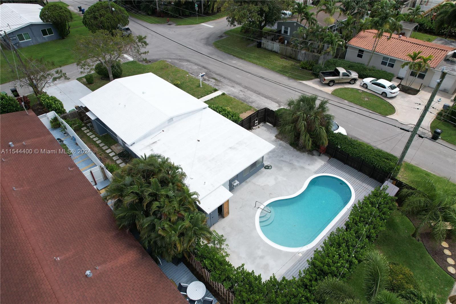 615 NE 15th Ct, Fort Lauderdale, Florida 33304, 4 Bedrooms Bedrooms, ,2 BathroomsBathrooms,Residential,For Sale,615 NE 15th Ct,A11544400