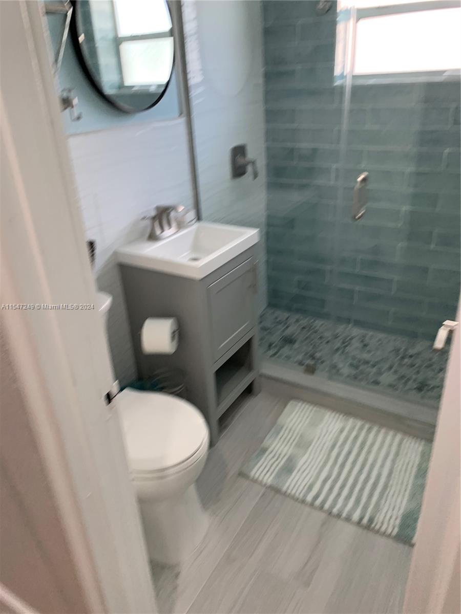 315 Van Buren St 206B, Hollywood, Florida 33019, 1 Bedroom Bedrooms, ,1 BathroomBathrooms,Residentiallease,For Rent,315 Van Buren St 206B,A11547249