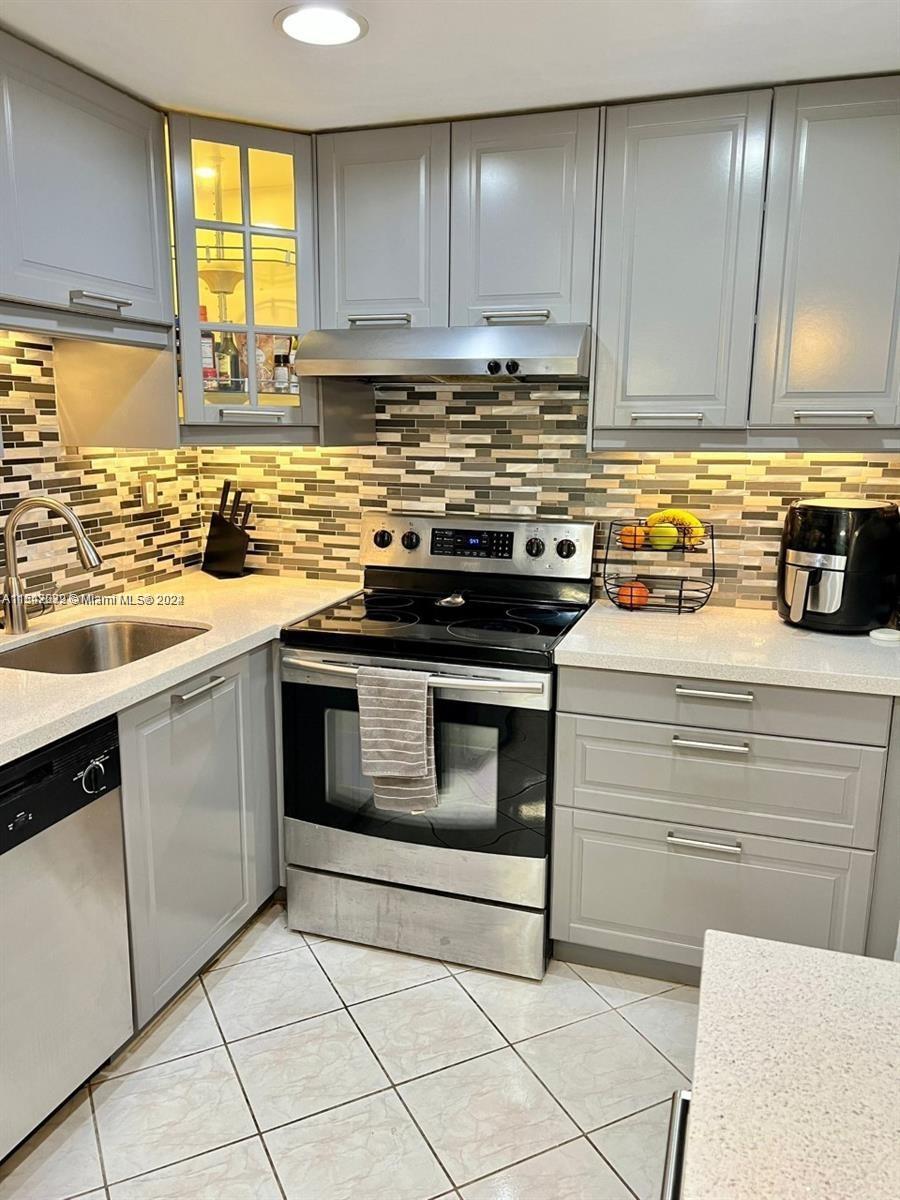 1865 79th St Cswy 8G, North Bay Village, Florida 33141, 1 Bedroom Bedrooms, ,1 BathroomBathrooms,Residentiallease,For Rent,1865 79th St Cswy 8G,A11547232