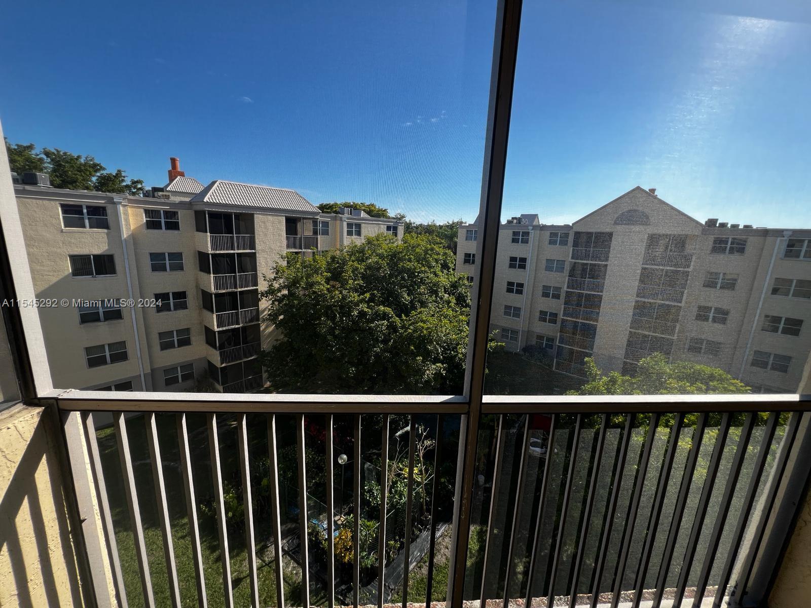 8353  Lake Dr #503 For Sale A11545292, FL
