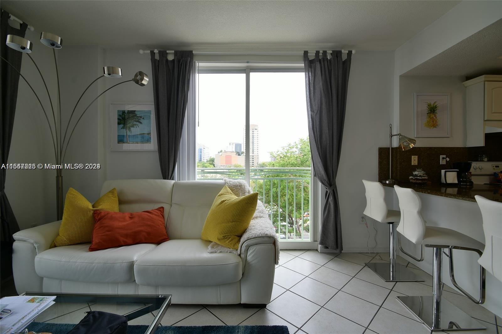 Miami, Florida 33145, 1 Bedroom Bedrooms, ,1 BathroomBathrooms,Residentiallease,For Rent,A11547225
