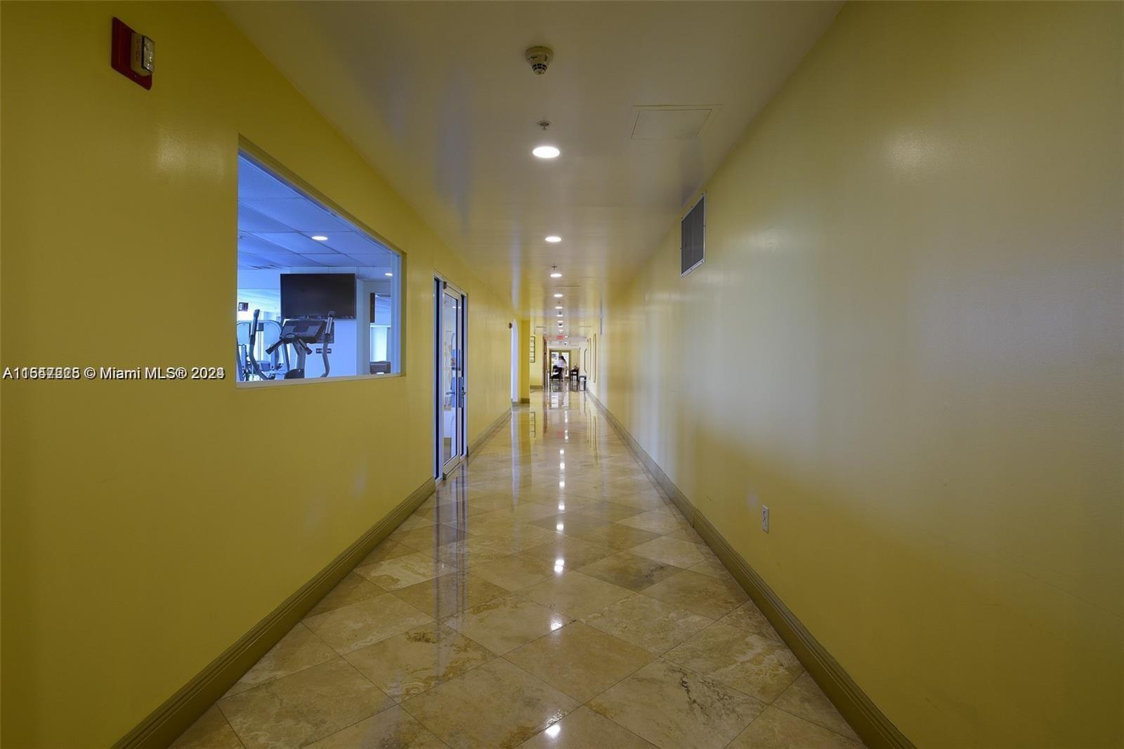Miami, Florida 33145, 1 Bedroom Bedrooms, ,1 BathroomBathrooms,Residentiallease,For Rent,A11547225
