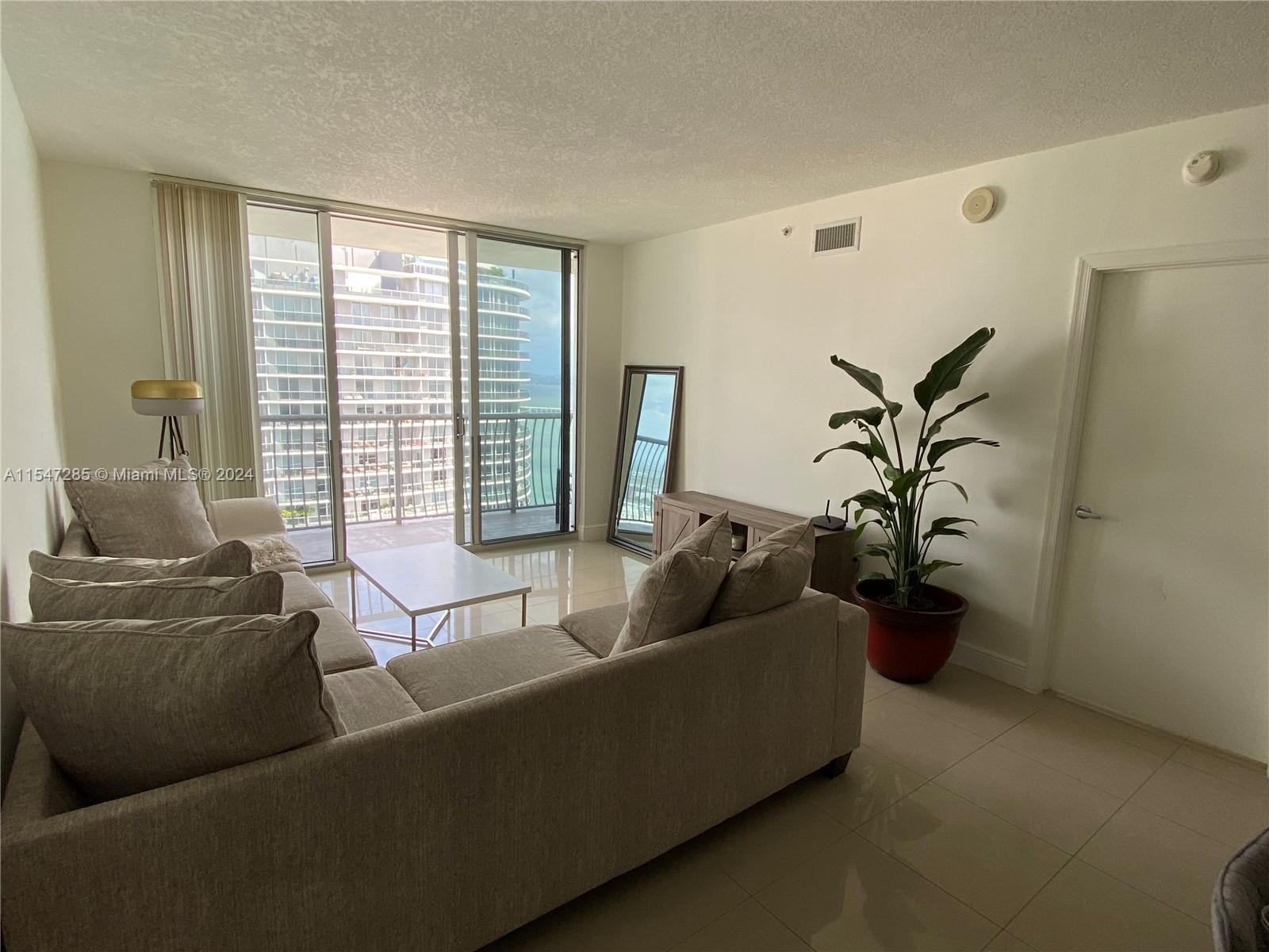 1750 N Bayshore Dr 5305, Miami, Florida 33132, 1 Bedroom Bedrooms, ,1 BathroomBathrooms,Residentiallease,For Rent,1750 N Bayshore Dr 5305,A11547285