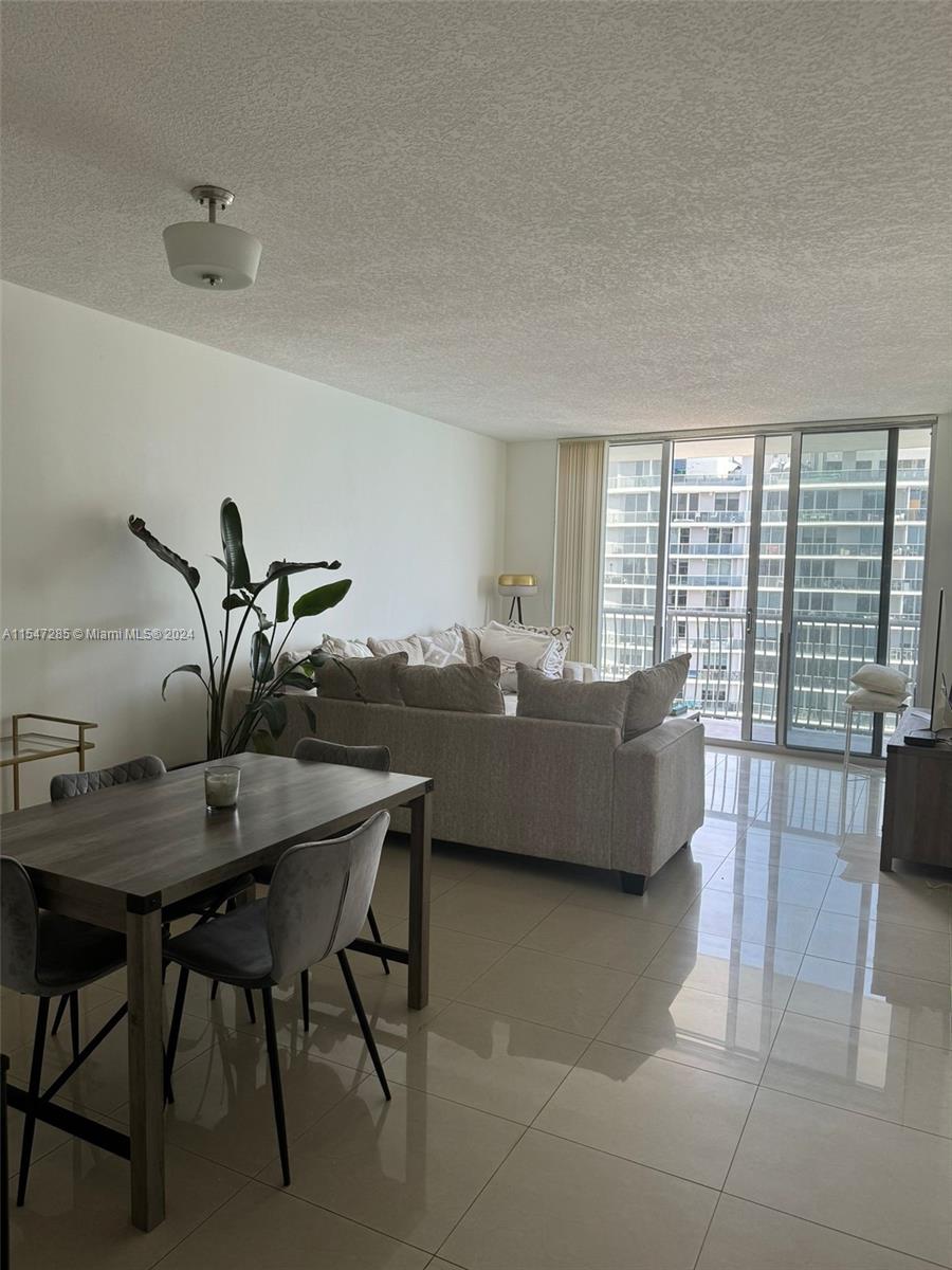 1750 N Bayshore Dr 5305, Miami, Florida 33132, 1 Bedroom Bedrooms, ,1 BathroomBathrooms,Residentiallease,For Rent,1750 N Bayshore Dr 5305,A11547285