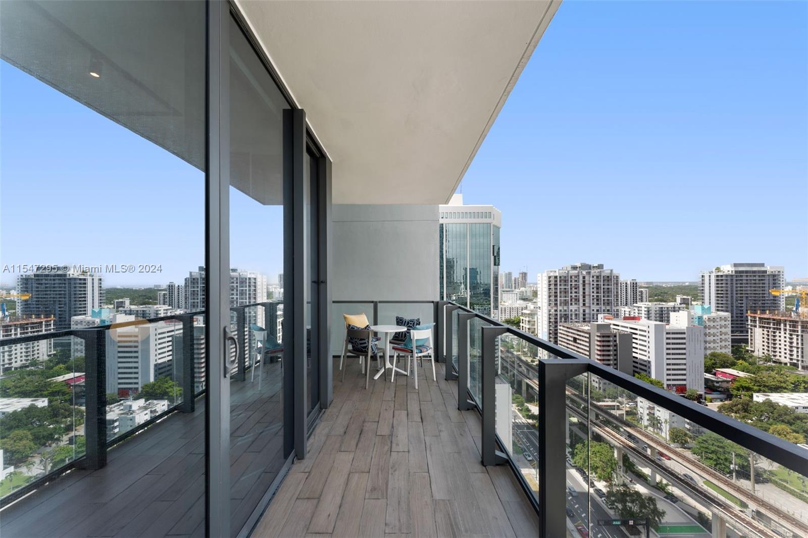88 SW 7th St 1708, Miami, Florida 33130, 1 Bedroom Bedrooms, ,1 BathroomBathrooms,Residentiallease,For Rent,88 SW 7th St 1708,A11547295