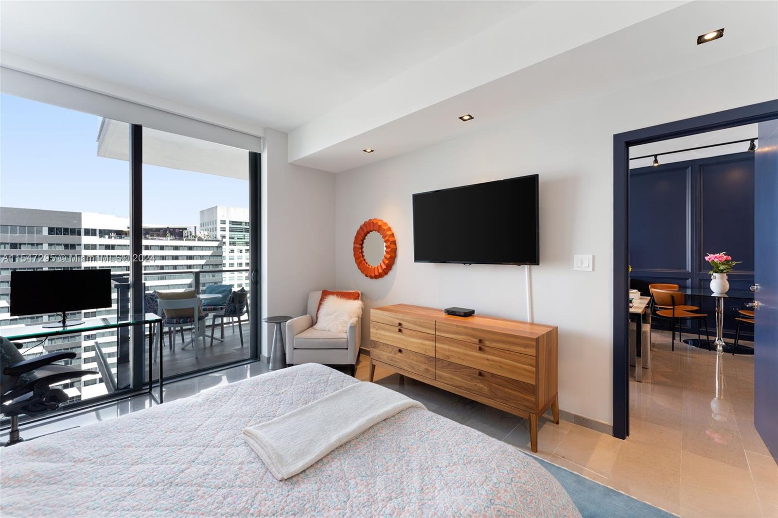 88 SW 7th St 1708, Miami, Florida 33130, 1 Bedroom Bedrooms, ,1 BathroomBathrooms,Residentiallease,For Rent,88 SW 7th St 1708,A11547295
