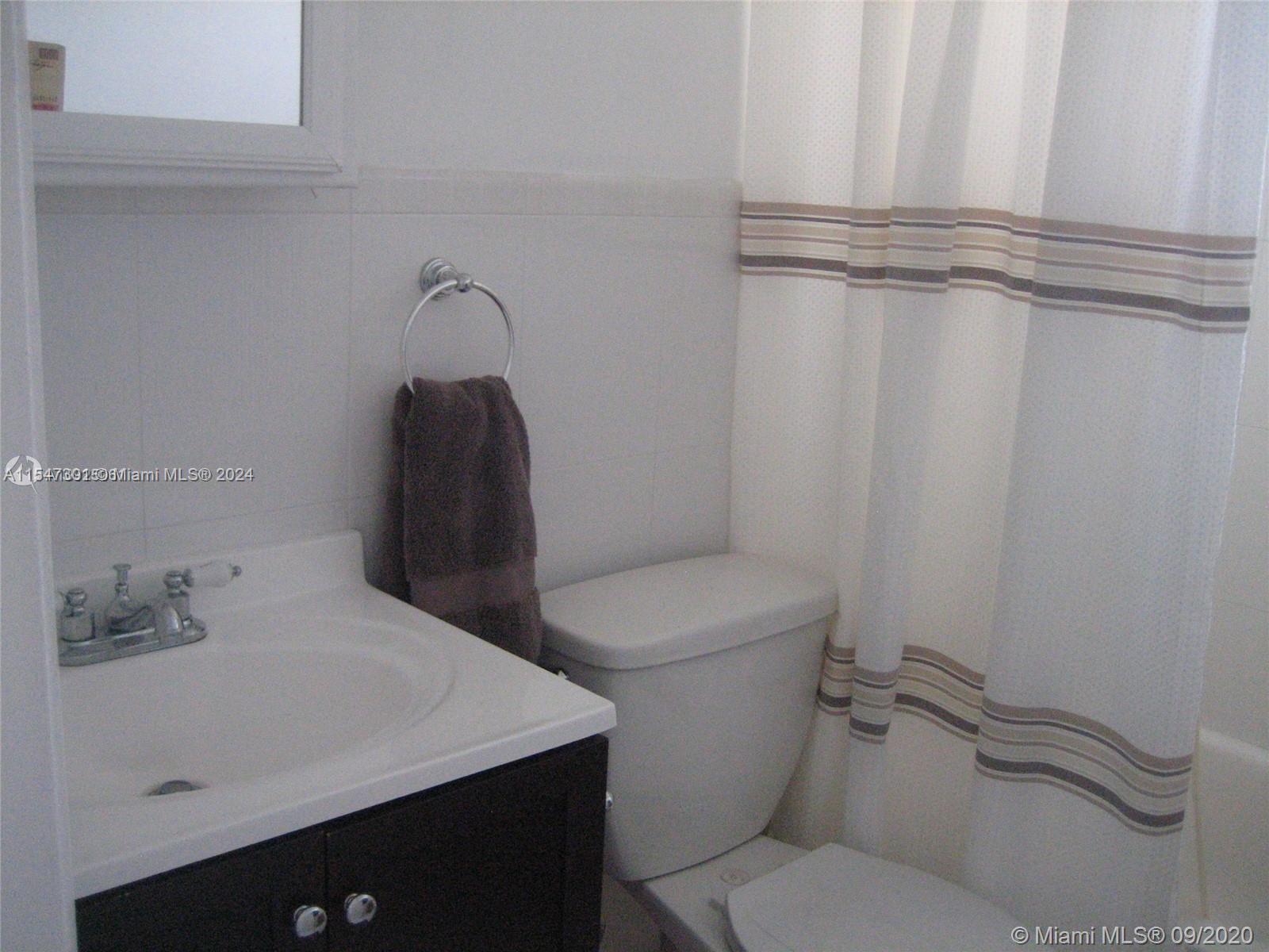 1523 West Ave 302, Miami Beach, Florida 33139, 1 Bedroom Bedrooms, ,1 BathroomBathrooms,Residential,For Sale,1523 West Ave 302,A11547301