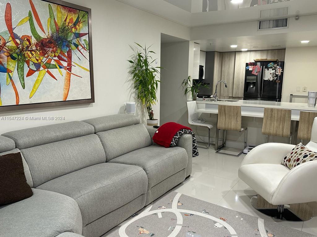 3000 Coral Way 1110, Miami, Florida 33145, 2 Bedrooms Bedrooms, ,2 BathroomsBathrooms,Residential,For Sale,3000 Coral Way 1110,A11547224
