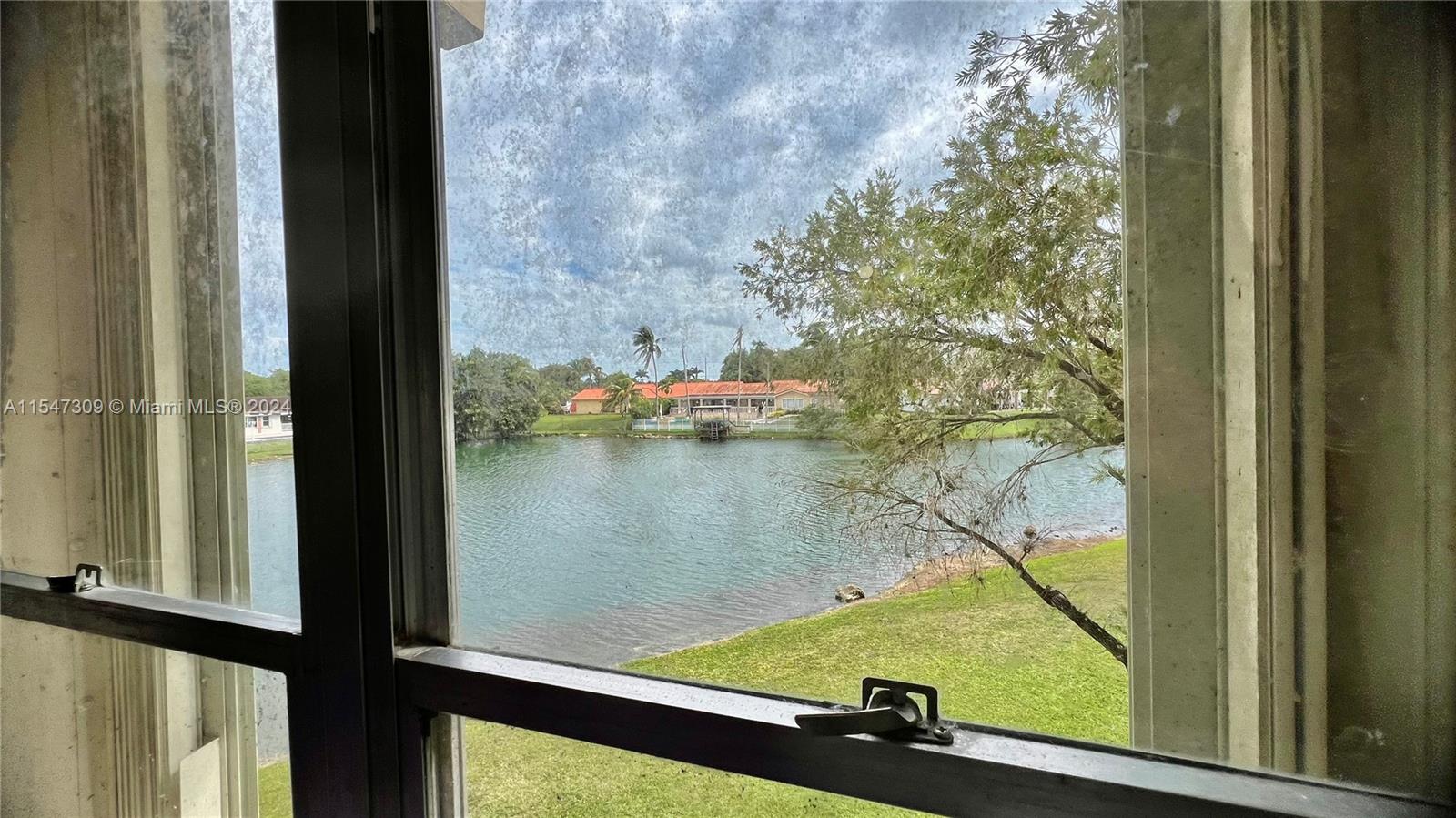 6901 SW 147th Ave 2E, Miami, Florida 33193, 3 Bedrooms Bedrooms, ,2 BathroomsBathrooms,Residential,For Sale,6901 SW 147th Ave 2E,A11547309
