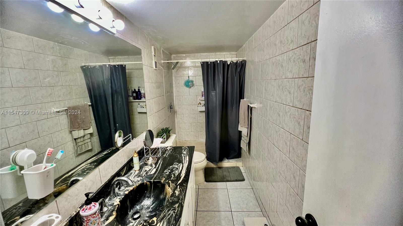 6901 SW 147th Ave 2E, Miami, Florida 33193, 3 Bedrooms Bedrooms, ,2 BathroomsBathrooms,Residential,For Sale,6901 SW 147th Ave 2E,A11547309