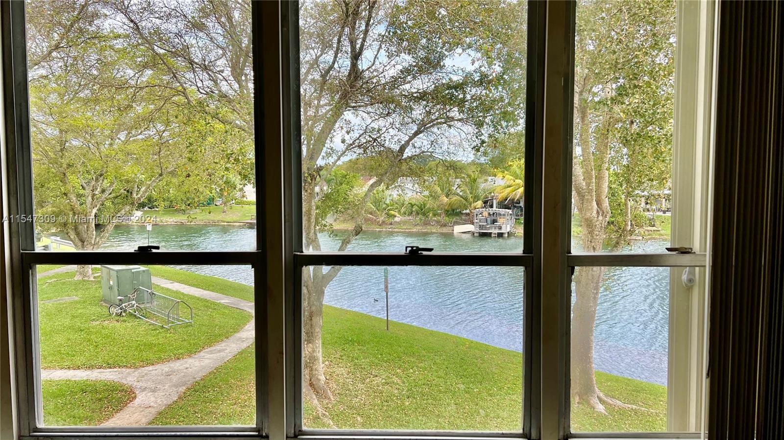 6901 SW 147th Ave 2E, Miami, Florida 33193, 3 Bedrooms Bedrooms, ,2 BathroomsBathrooms,Residential,For Sale,6901 SW 147th Ave 2E,A11547309