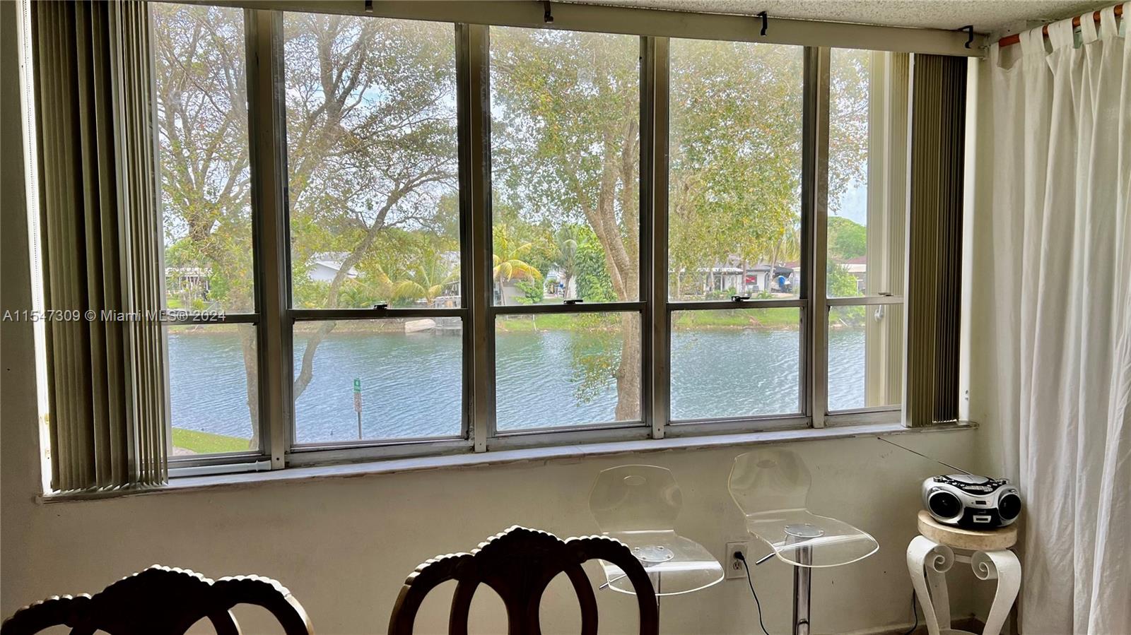 6901 SW 147th Ave 2E, Miami, Florida 33193, 3 Bedrooms Bedrooms, ,2 BathroomsBathrooms,Residential,For Sale,6901 SW 147th Ave 2E,A11547309