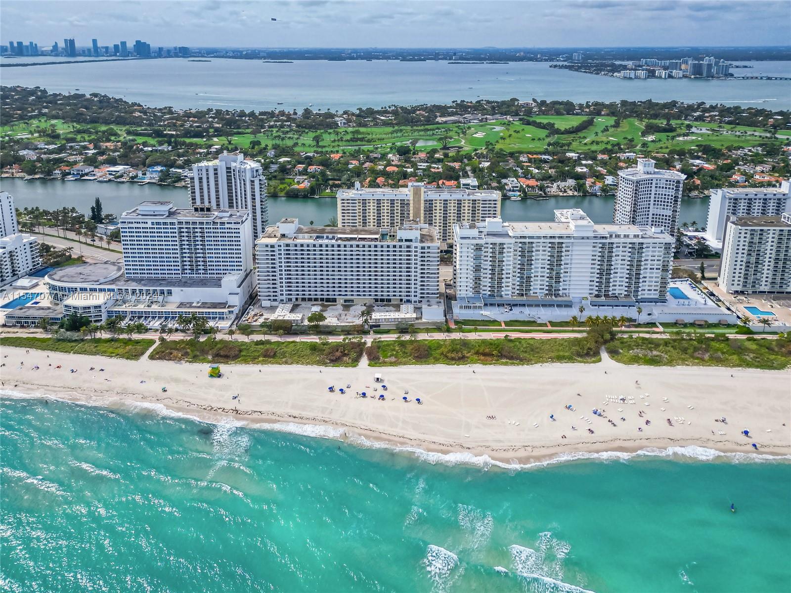 5600 Collins Ave 4S, Miami Beach, Florida 33140, 2 Bedrooms Bedrooms, ,2 BathroomsBathrooms,Residential,For Sale,5600 Collins Ave 4S,A11547077