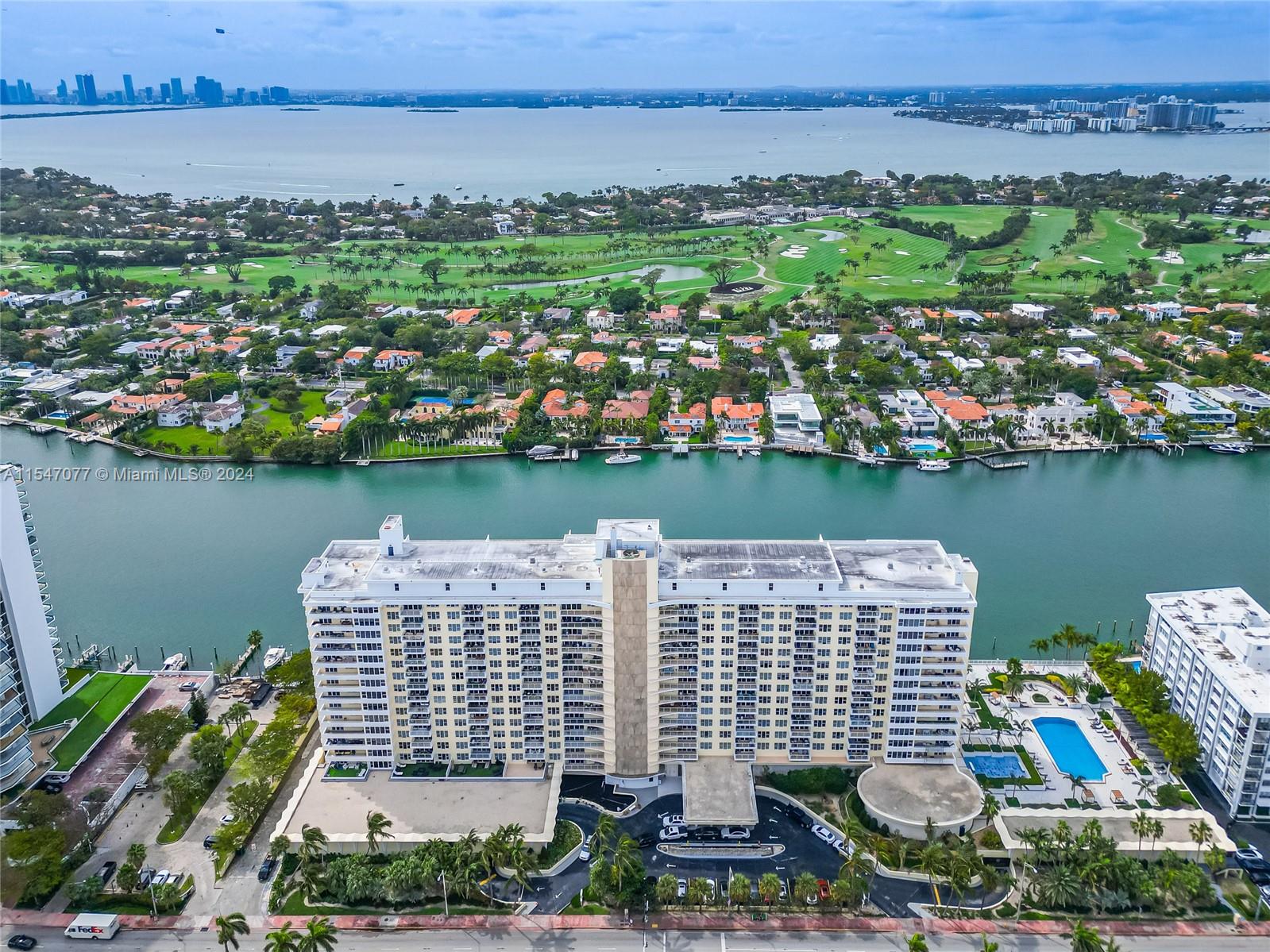 5600 Collins Ave 4S, Miami Beach, Florida 33140, 2 Bedrooms Bedrooms, ,2 BathroomsBathrooms,Residential,For Sale,5600 Collins Ave 4S,A11547077