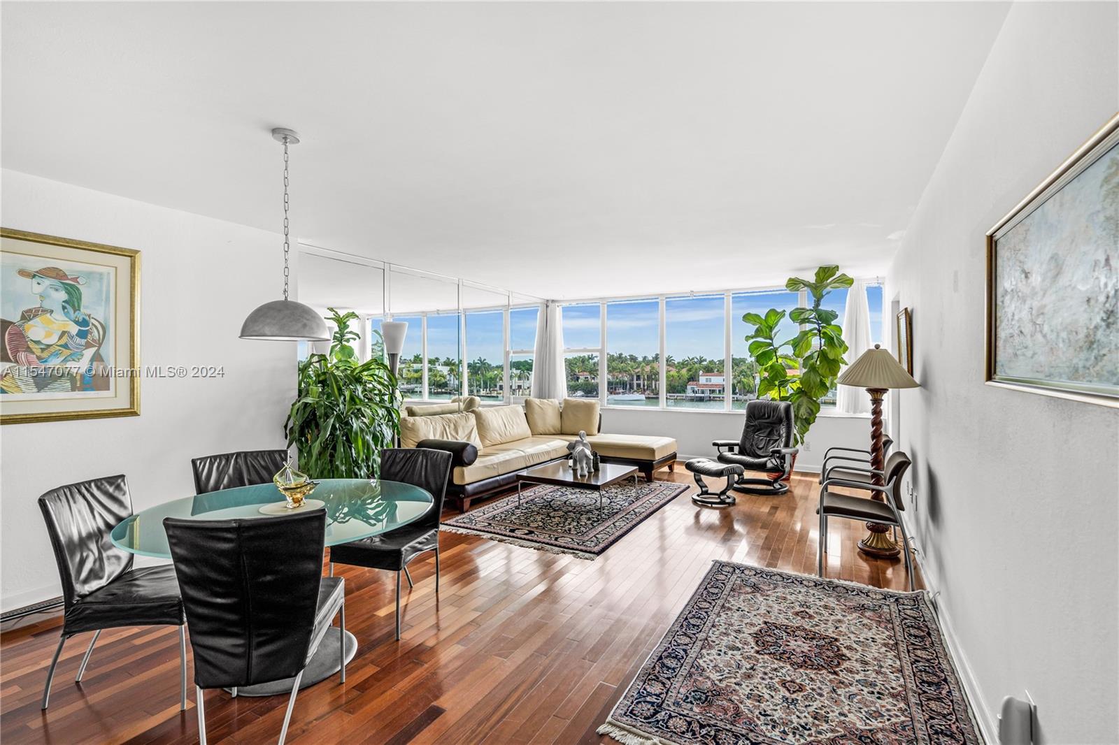 5600 Collins Ave 4S, Miami Beach, Florida 33140, 2 Bedrooms Bedrooms, ,2 BathroomsBathrooms,Residential,For Sale,5600 Collins Ave 4S,A11547077