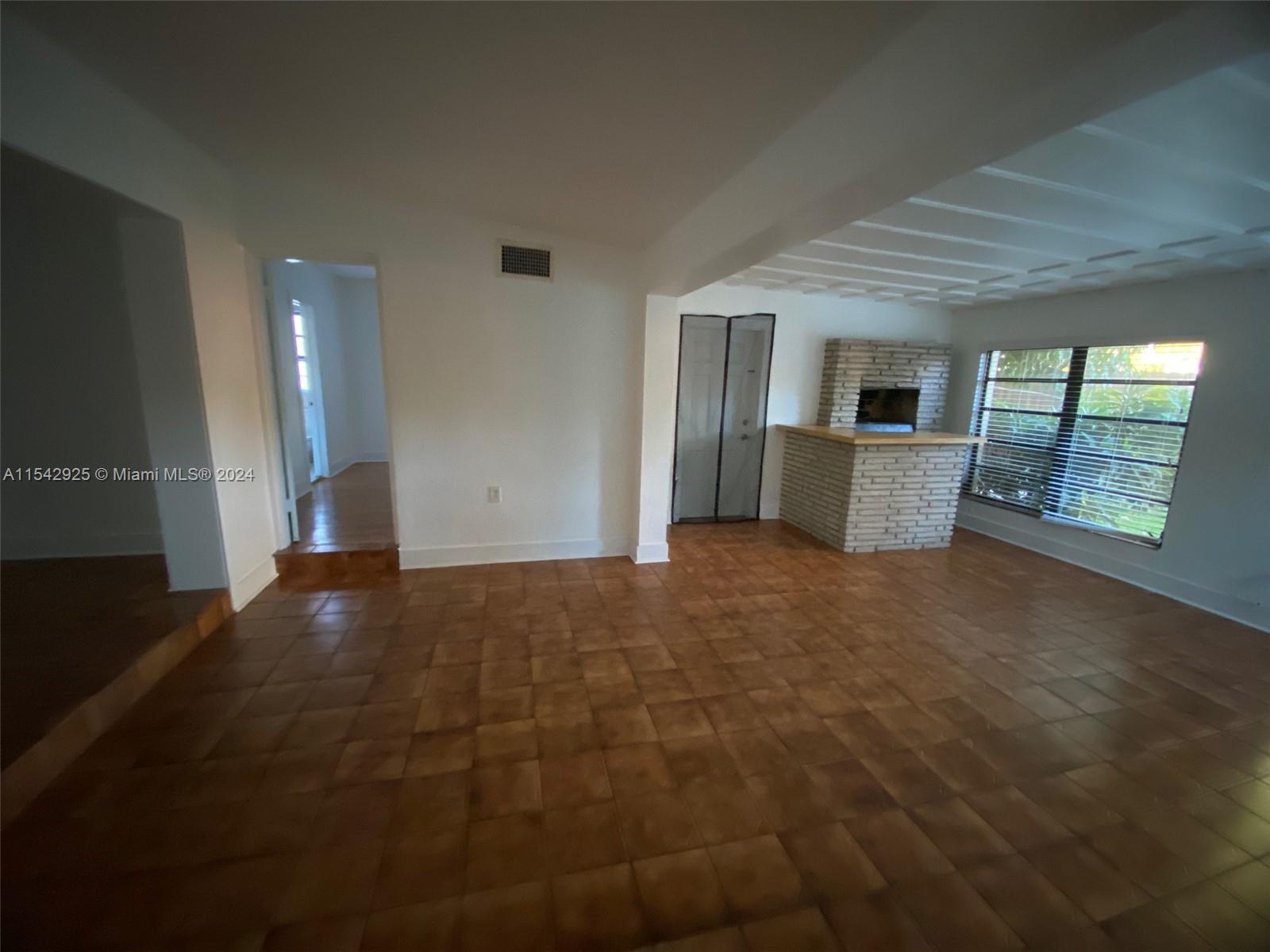 833 Lorca St, Coral Gables, Florida 33134, 3 Bedrooms Bedrooms, ,2 BathroomsBathrooms,Residentiallease,For Rent,833 Lorca St,A11542925