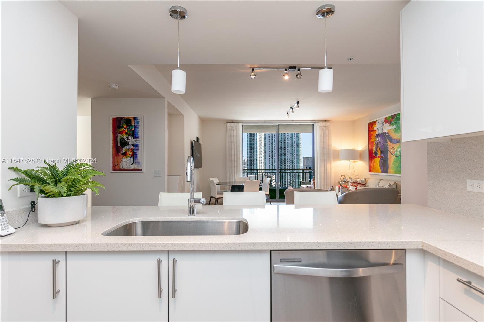 999 SW 1st Ave 2317, Miami, Florida 33131, 3 Bedrooms Bedrooms, ,2 BathroomsBathrooms,Residential,For Sale,999 SW 1st Ave 2317,A11547328
