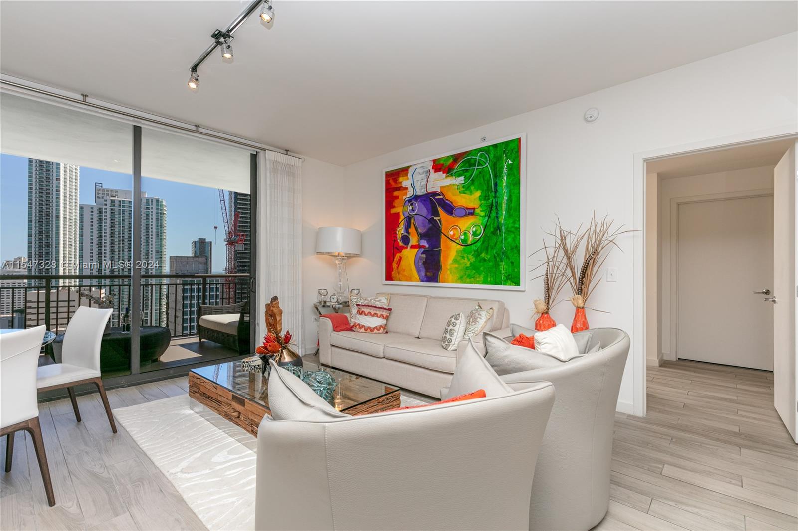 999 SW 1st Ave 2317, Miami, Florida 33131, 3 Bedrooms Bedrooms, ,2 BathroomsBathrooms,Residential,For Sale,999 SW 1st Ave 2317,A11547328