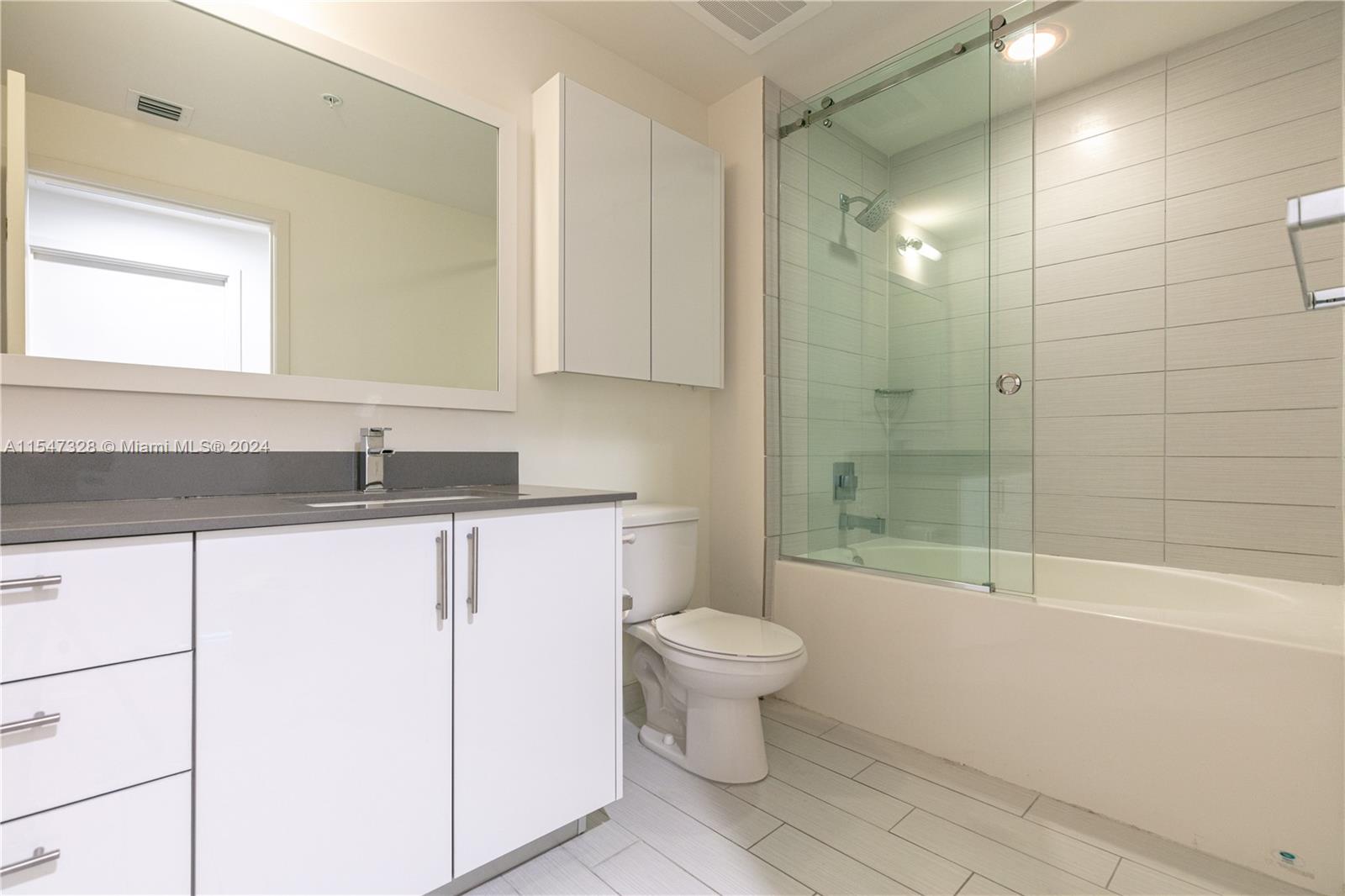 999 SW 1st Ave 2317, Miami, Florida 33131, 3 Bedrooms Bedrooms, ,2 BathroomsBathrooms,Residential,For Sale,999 SW 1st Ave 2317,A11547328