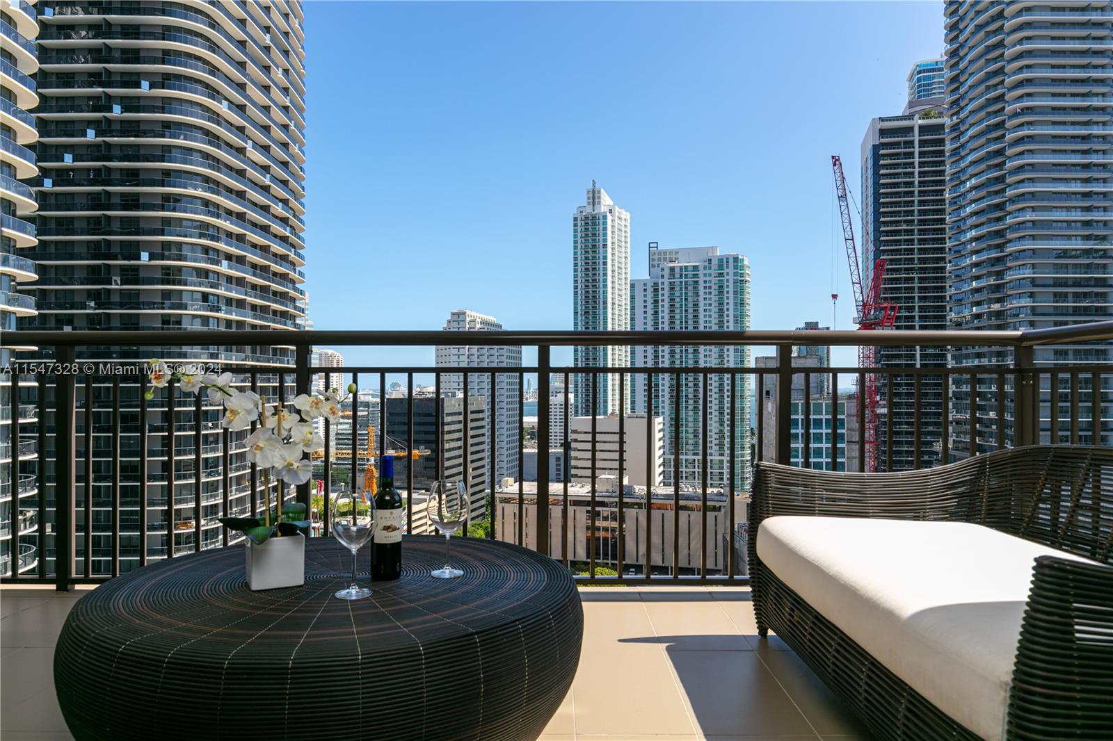 999 SW 1st Ave 2317, Miami, Florida 33131, 3 Bedrooms Bedrooms, ,2 BathroomsBathrooms,Residential,For Sale,999 SW 1st Ave 2317,A11547328