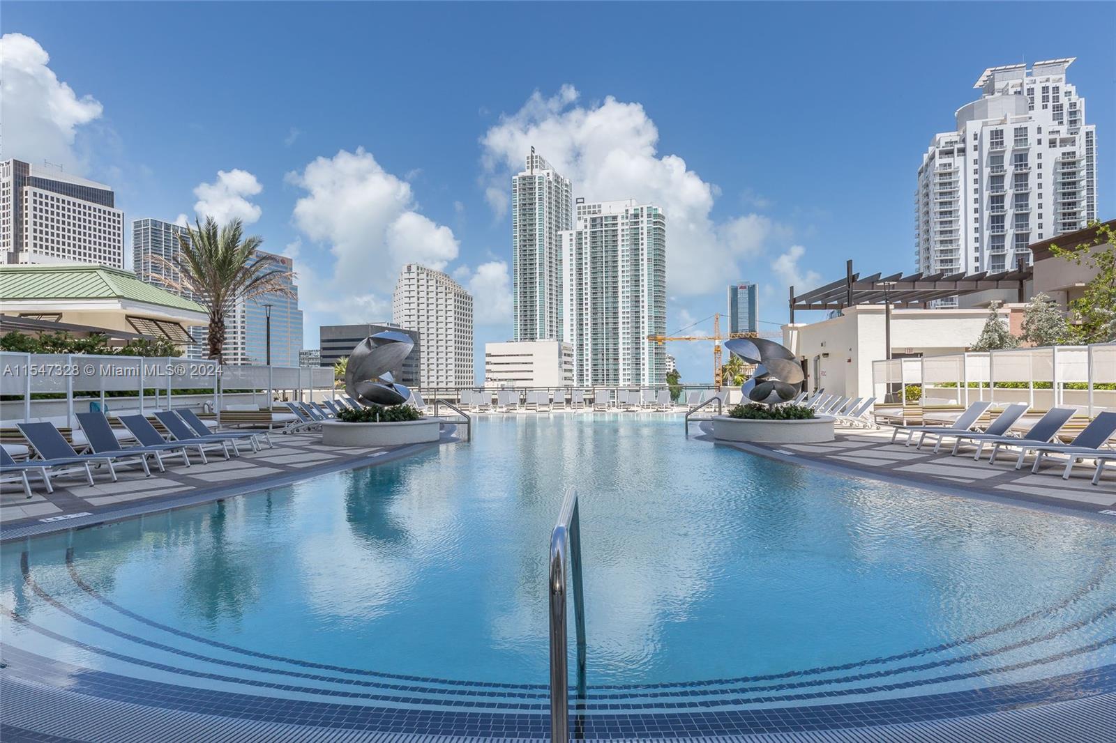 999 SW 1st Ave 2317, Miami, Florida 33131, 3 Bedrooms Bedrooms, ,2 BathroomsBathrooms,Residential,For Sale,999 SW 1st Ave 2317,A11547328